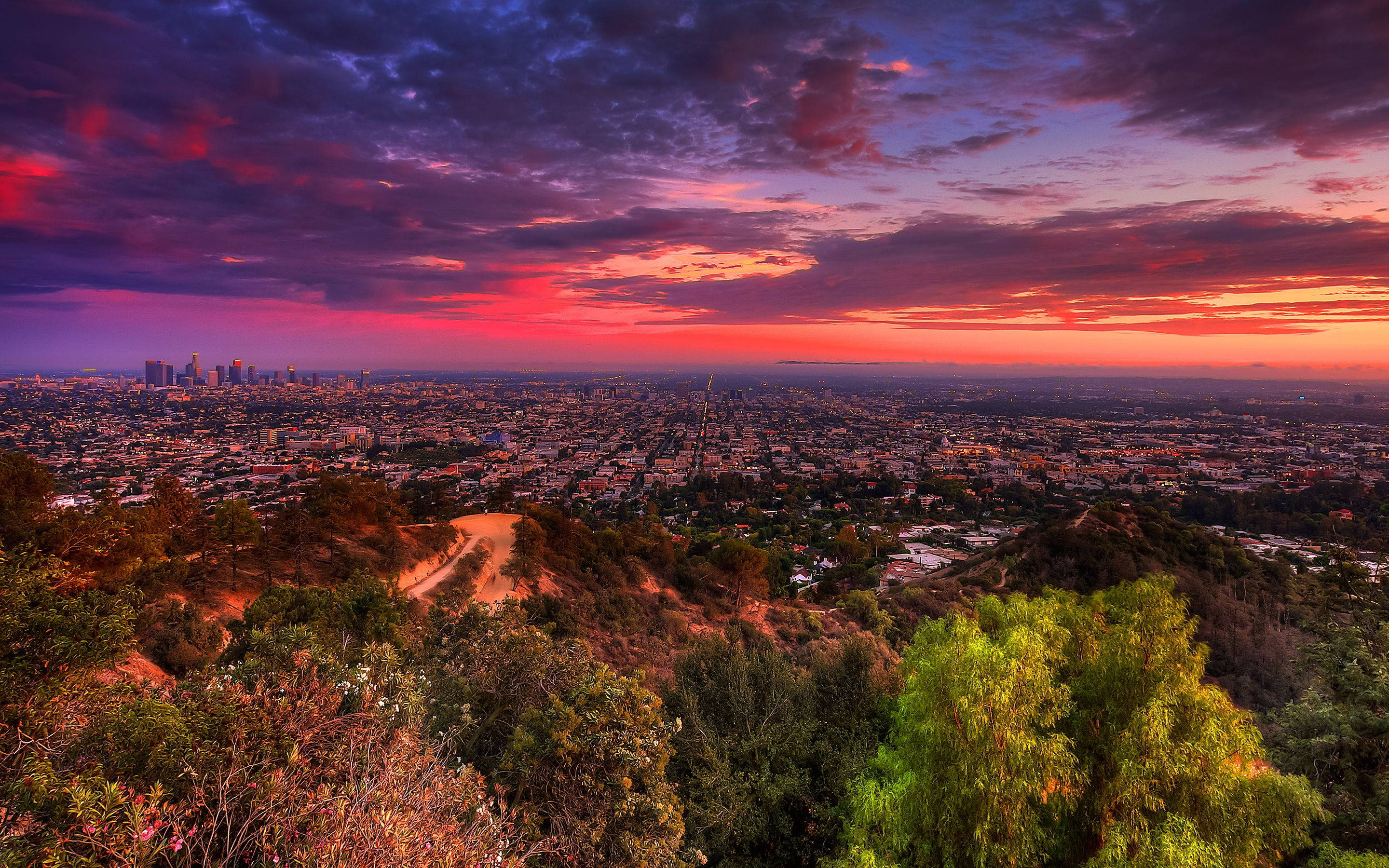 Napakagandang Paglubog ng Araw sa Los Angeles Wallpaper