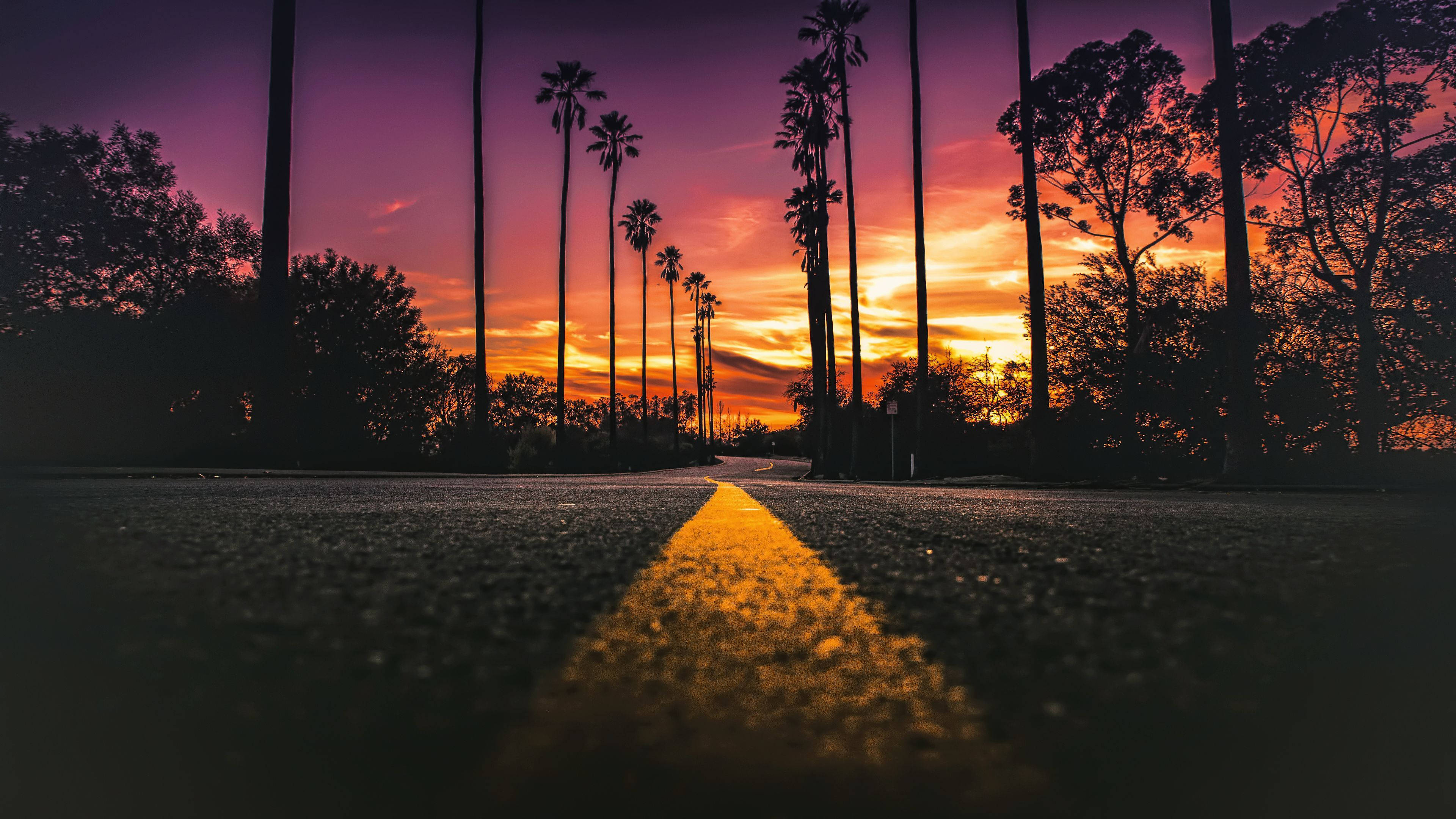 Napakagandang Paglubog ng Araw sa Los Angeles Wallpaper
