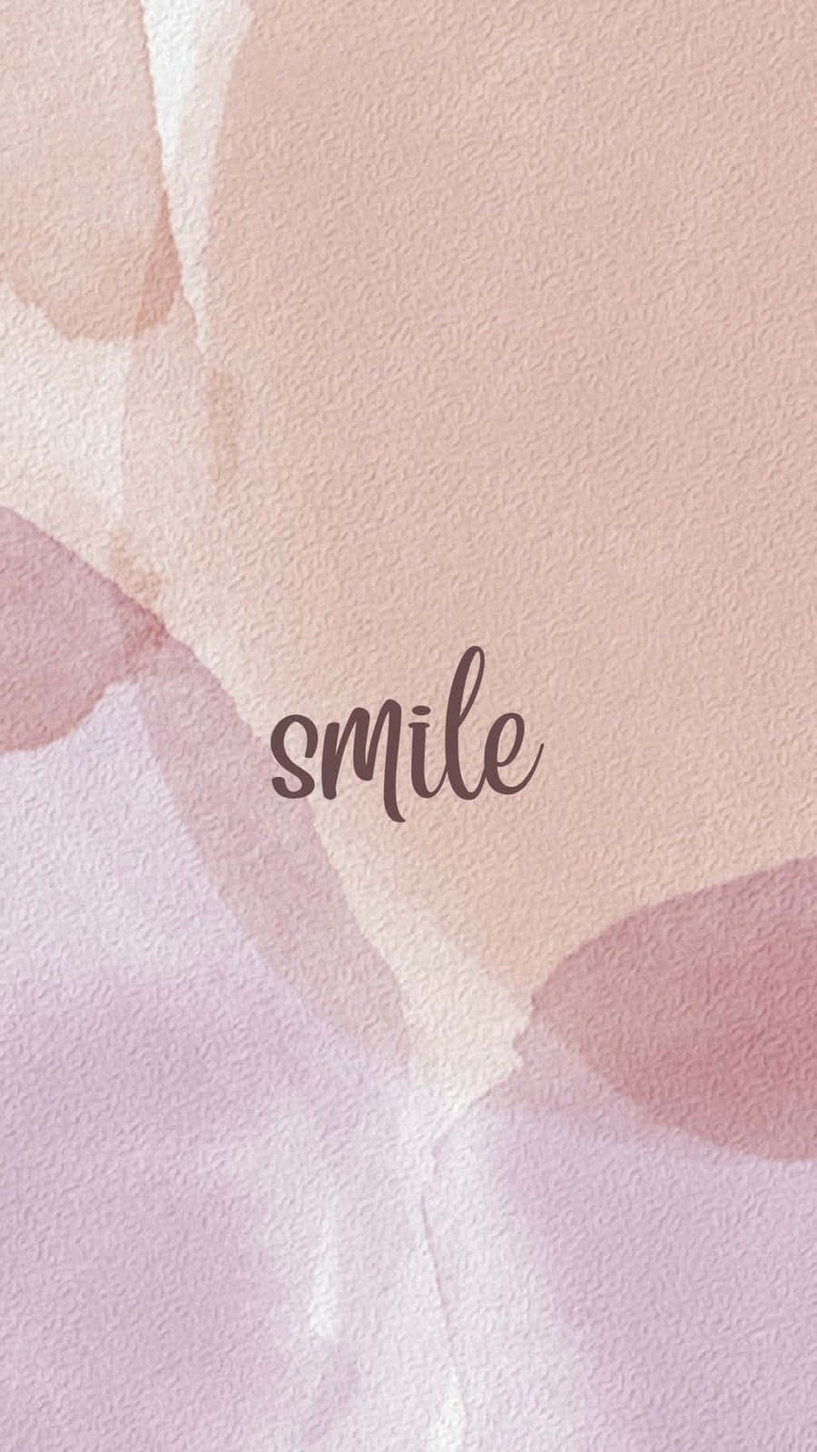 Ngiti na May Background na Teksto Wallpaper