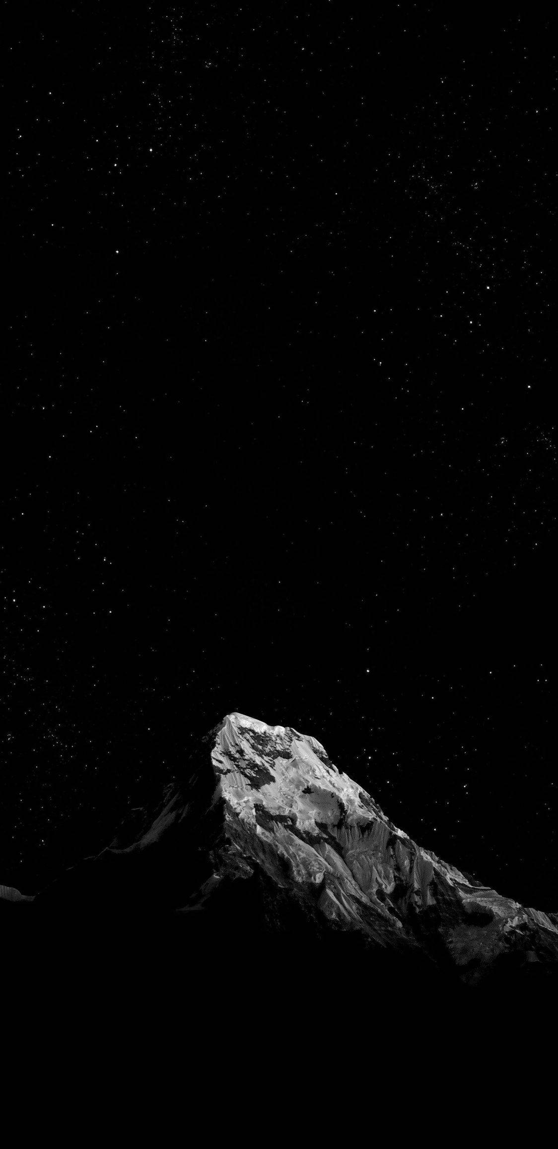 OLED Snowy Mountain Wallpaper