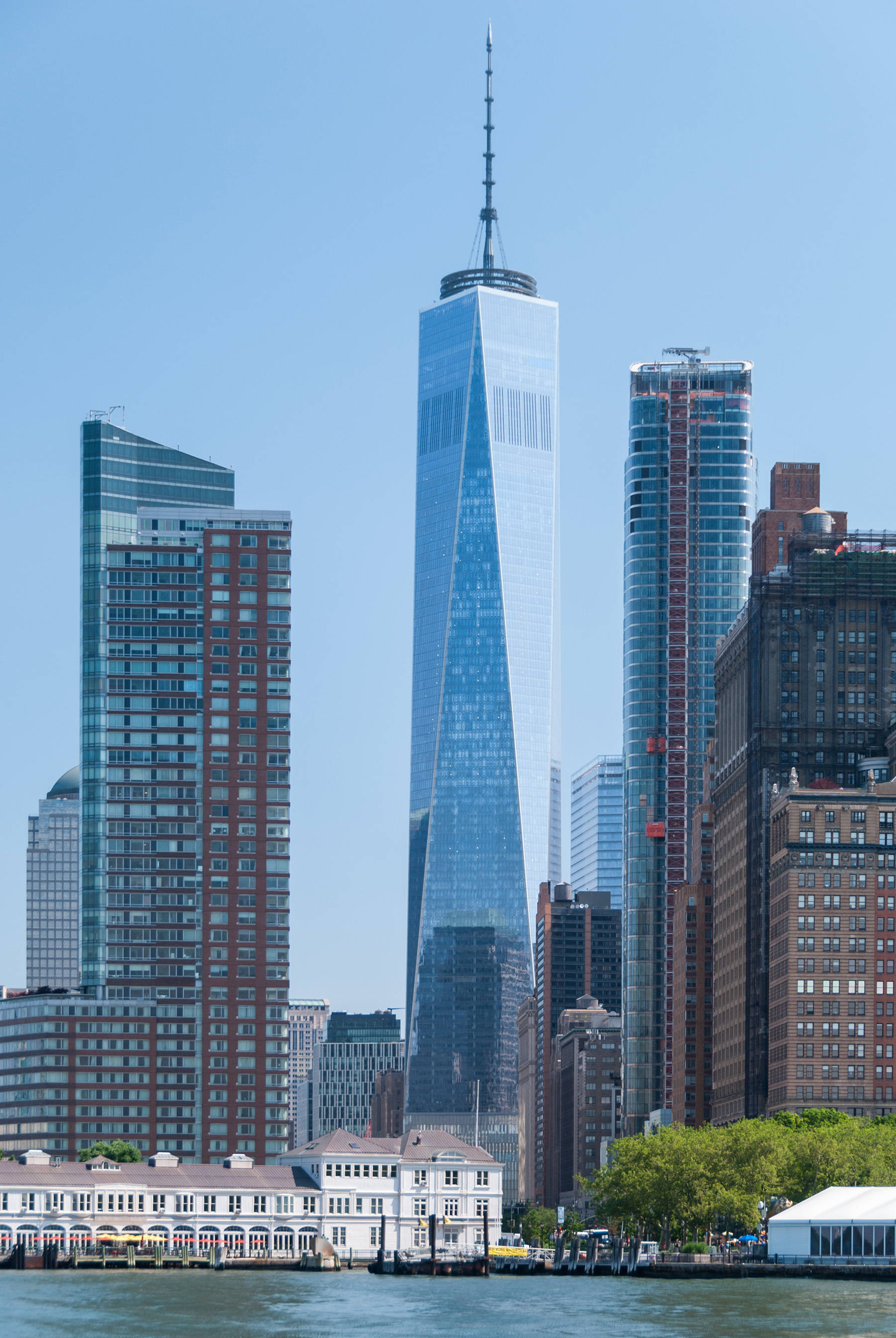 One World Trade Center na Tumataas ng Mataas Wallpaper