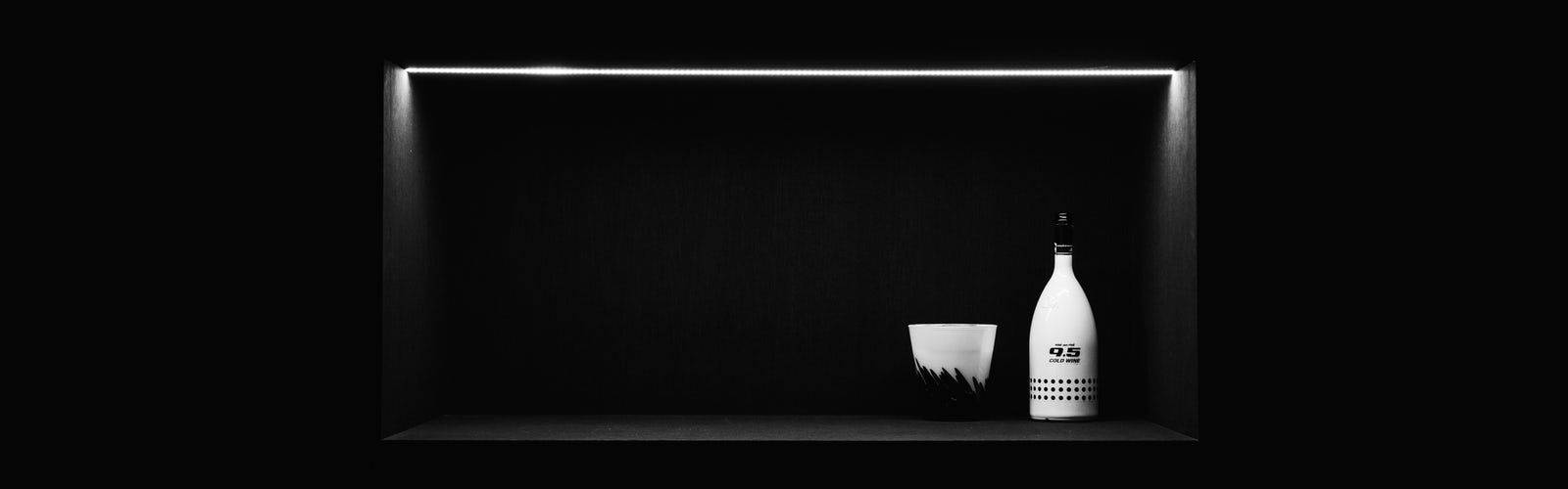 Ayusin ang Iyong Touchscreen Display na may Eleganteng AMOLED na Istante Wallpaper