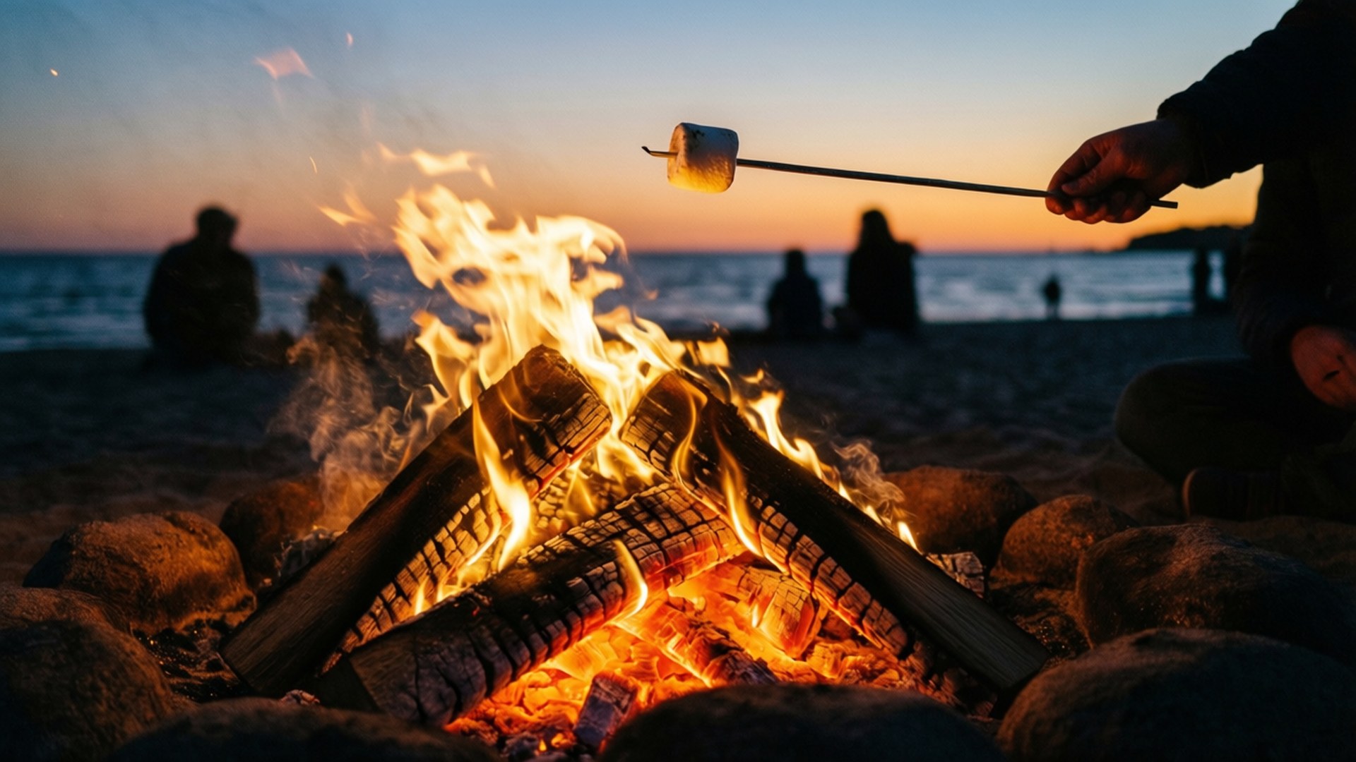 Paglubog ng Araw sa Tabi ng Bonfire Wallpaper