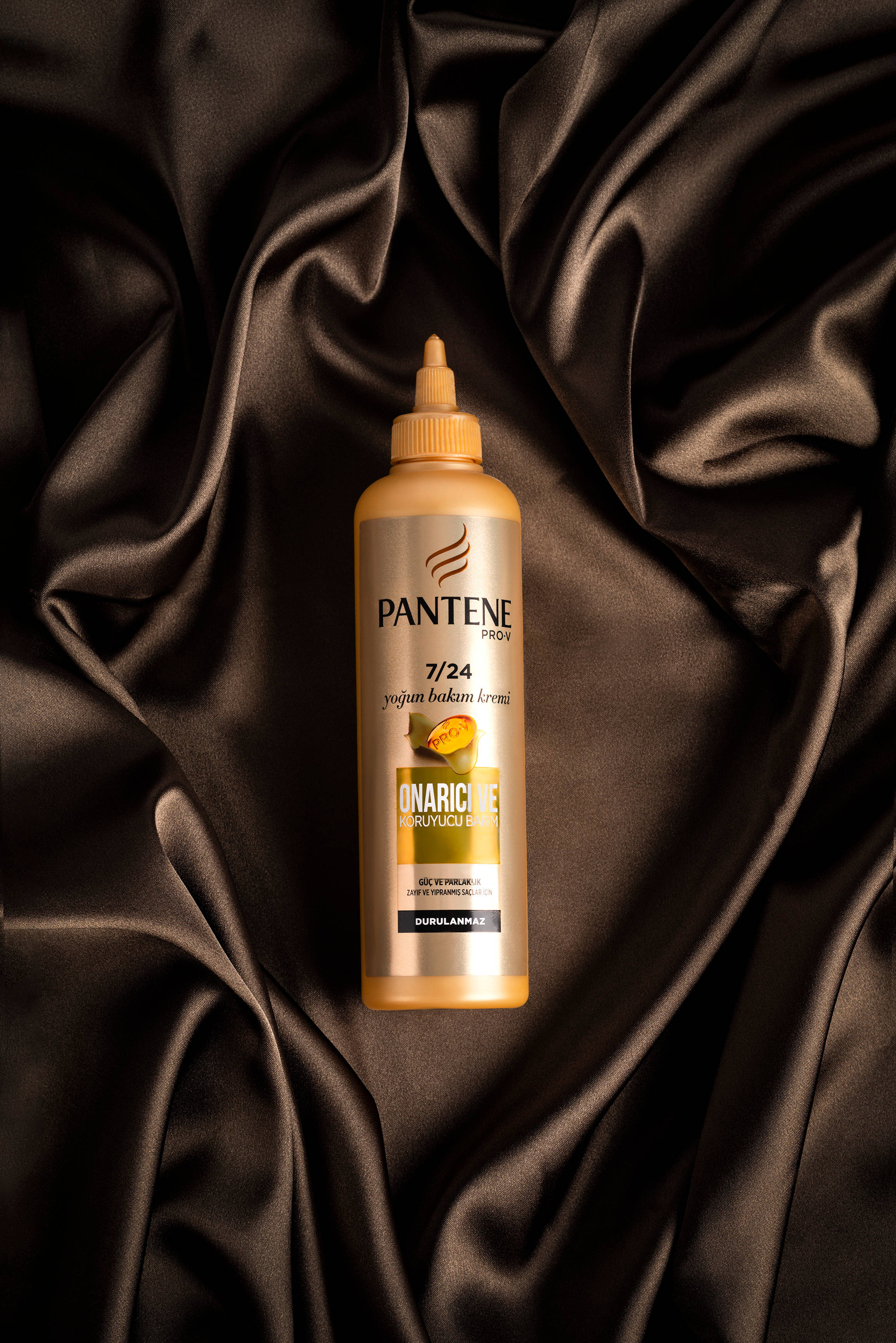 Pantene sa Kayumangging Tela para sa iPad Pro Wallpaper