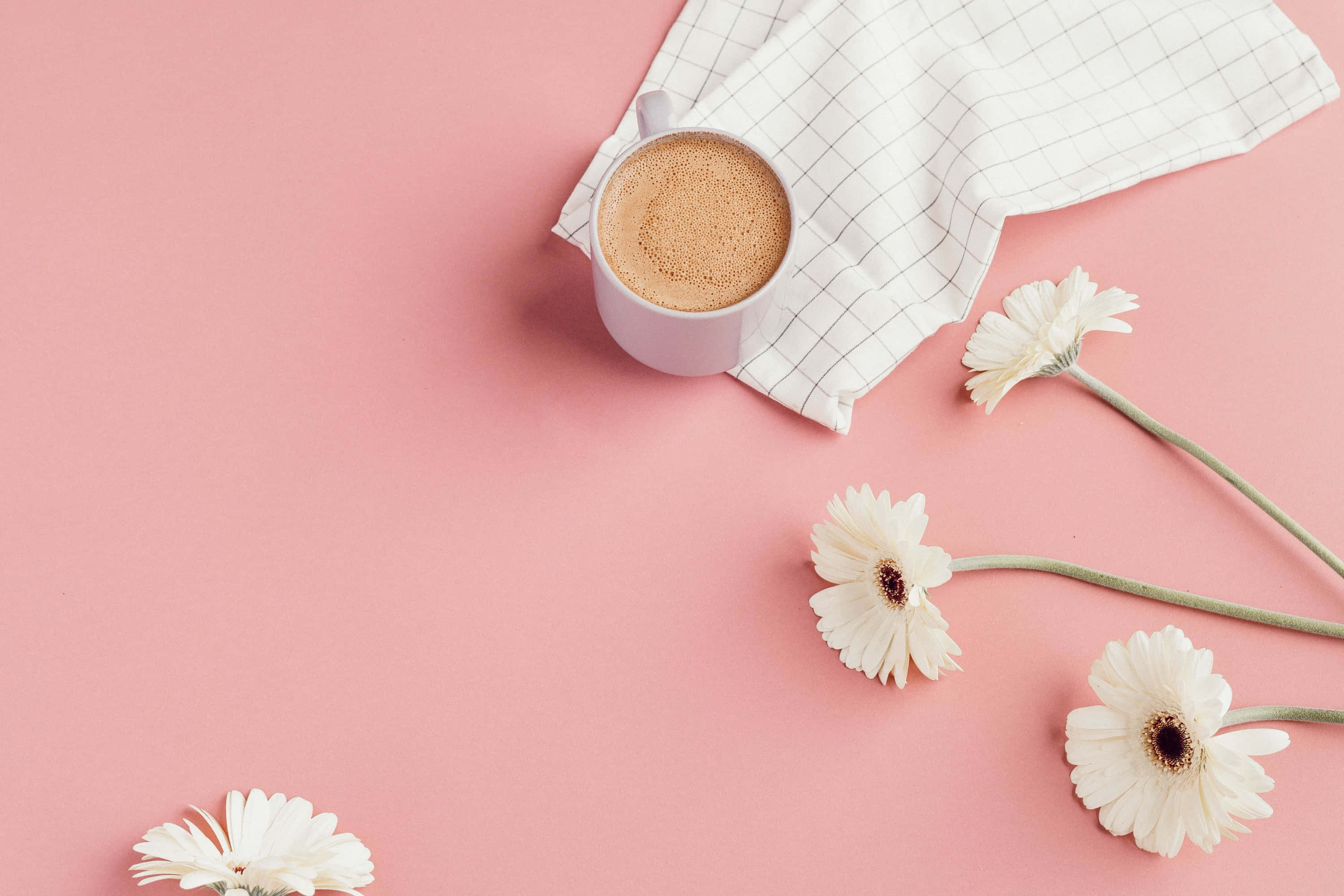 Pink aesthetic na may konting modernong minimalism Wallpaper