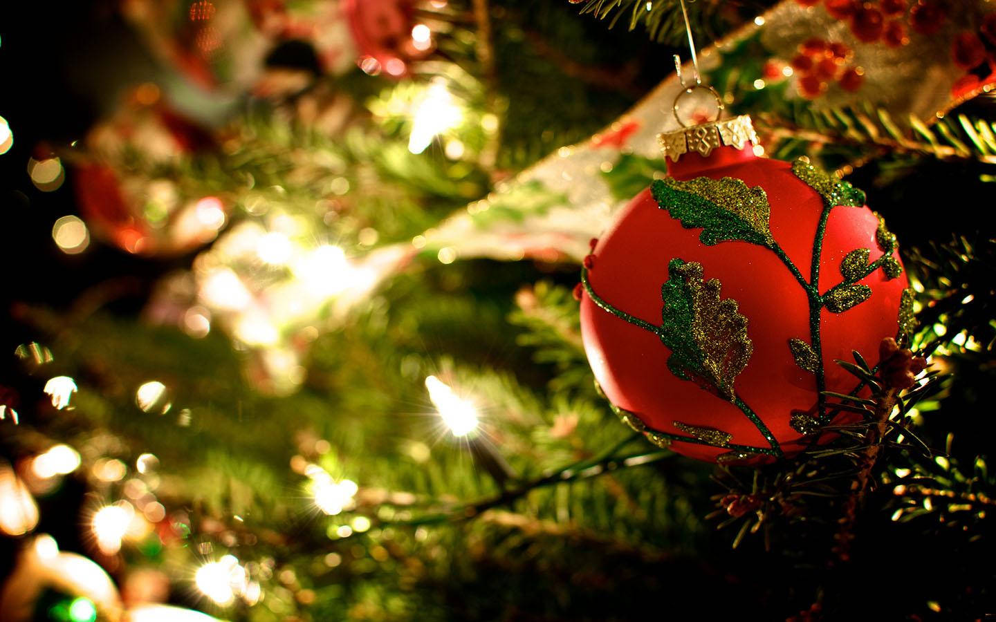 Pulang Bola ng Ilaw Pasko Wallpaper