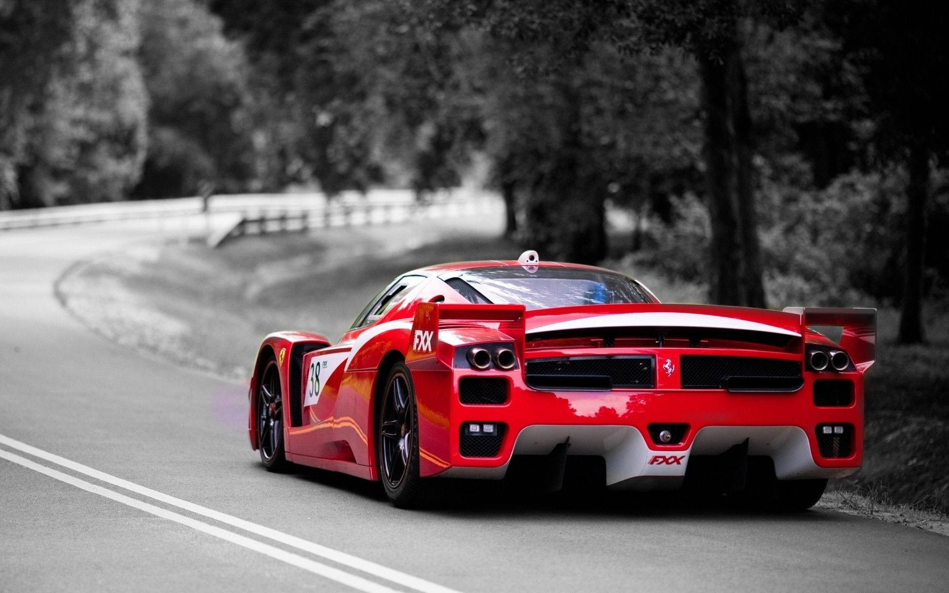 Pulang Itim Kulay Abo na Sports Car Wallpaper