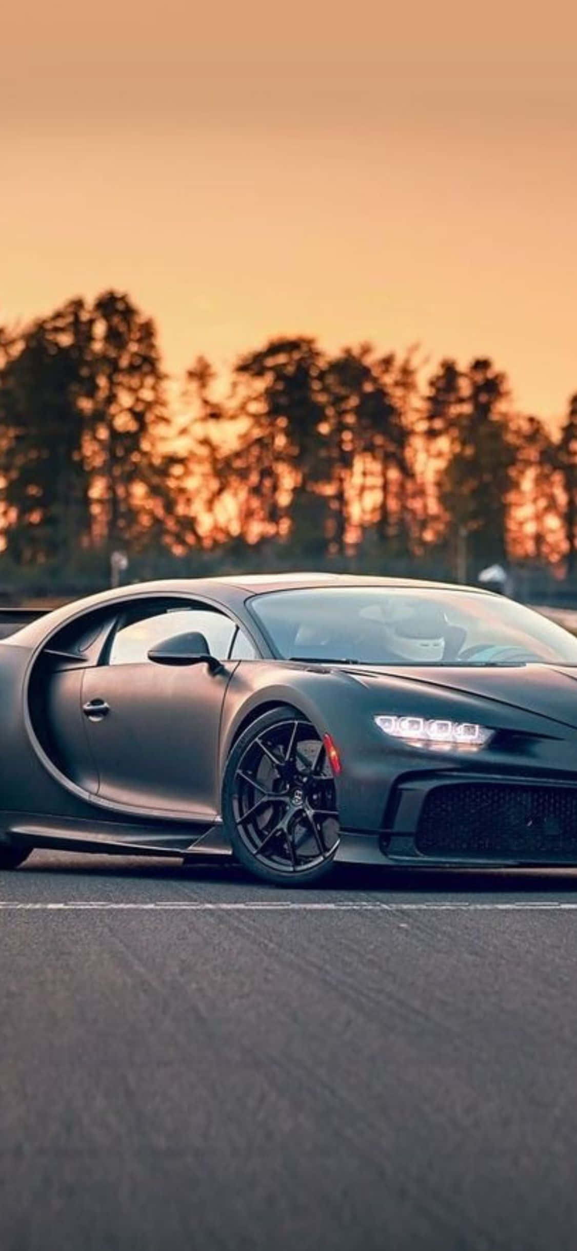 Pumunta ng Mas Mabilis Gamit ang iPhone XS at Bugatti Wallpaper