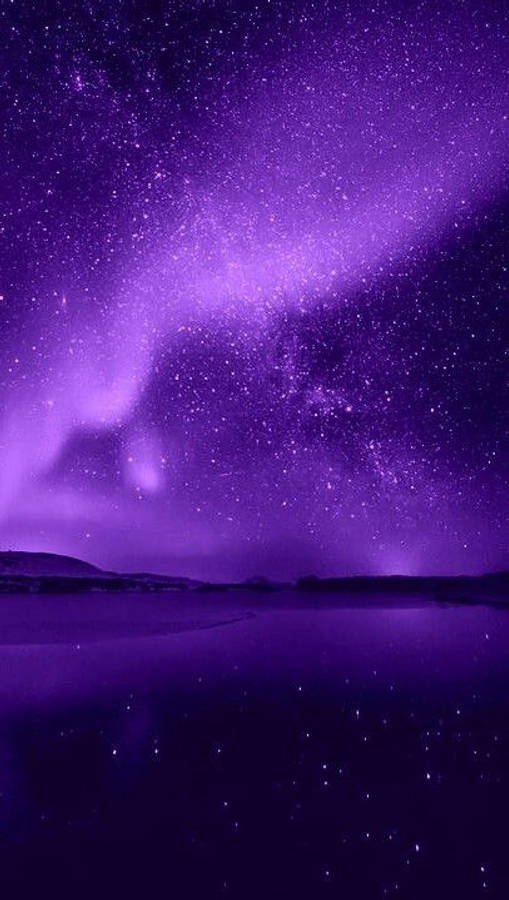 Purple Galaxy na May mga Bituin at iPhone Wallpaper