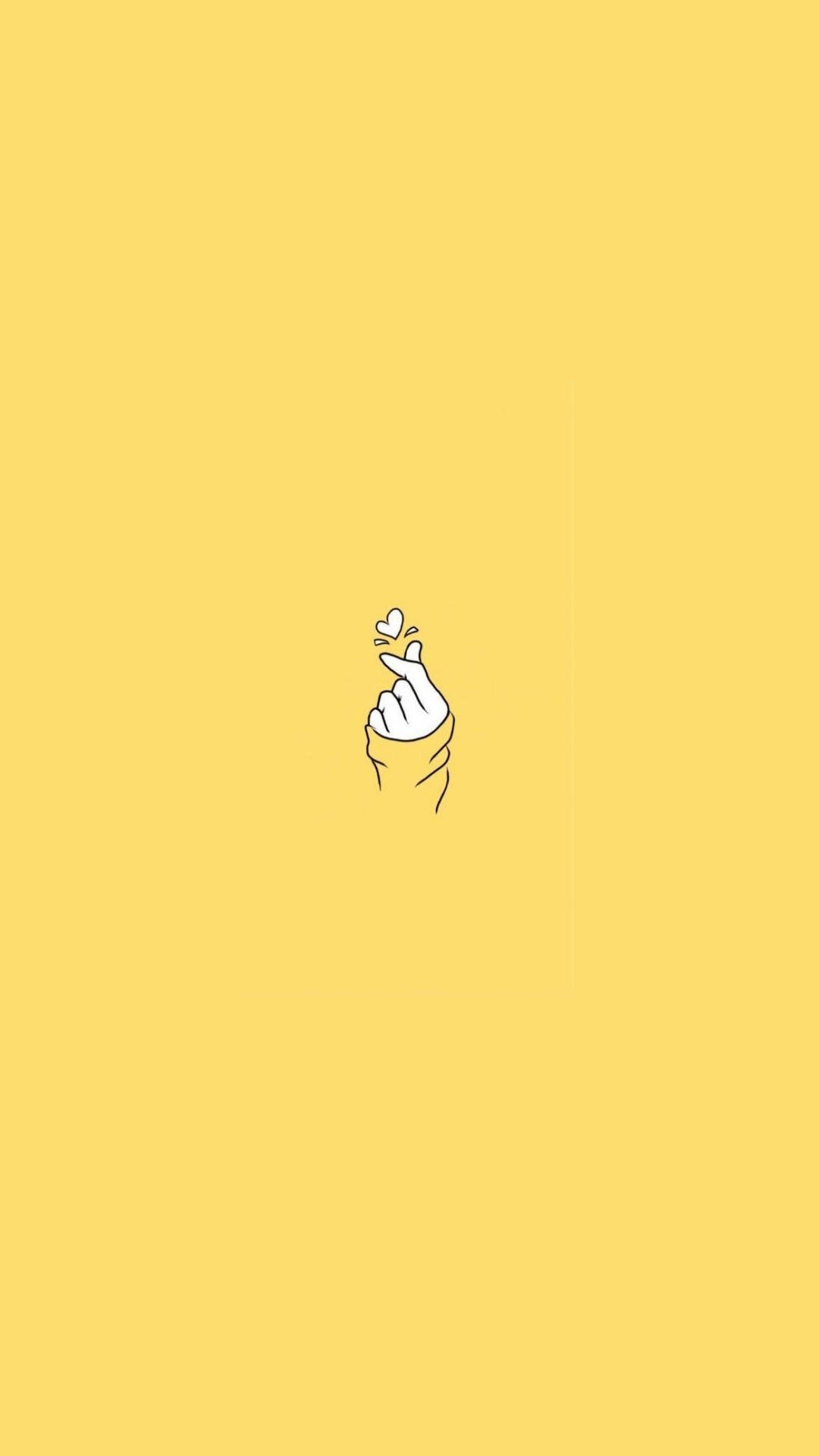 Pusong Daliri Pastel Yellow Aesthetic Wallpaper