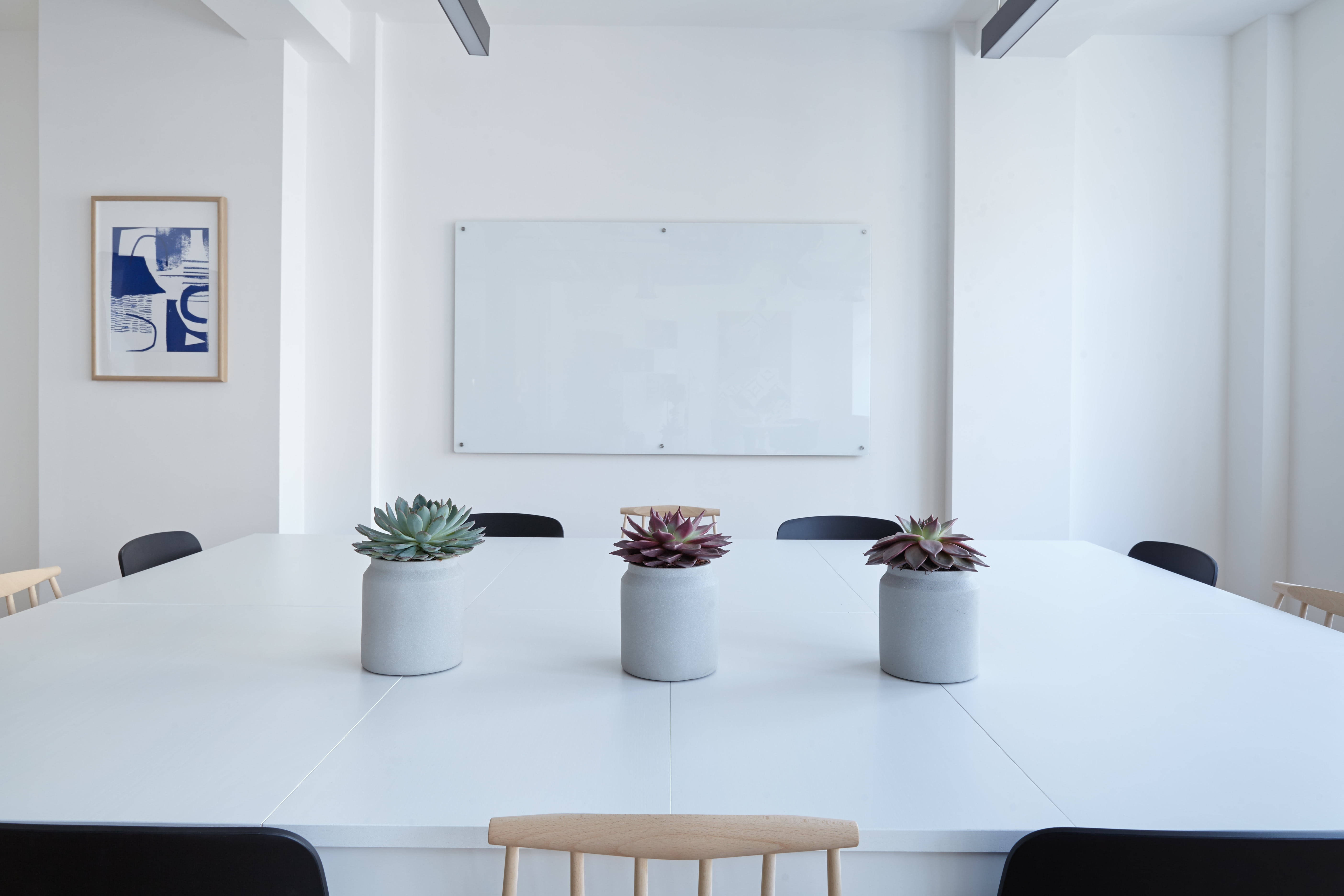 Puting Meeting Room Zoom Background Office Wallpaper
