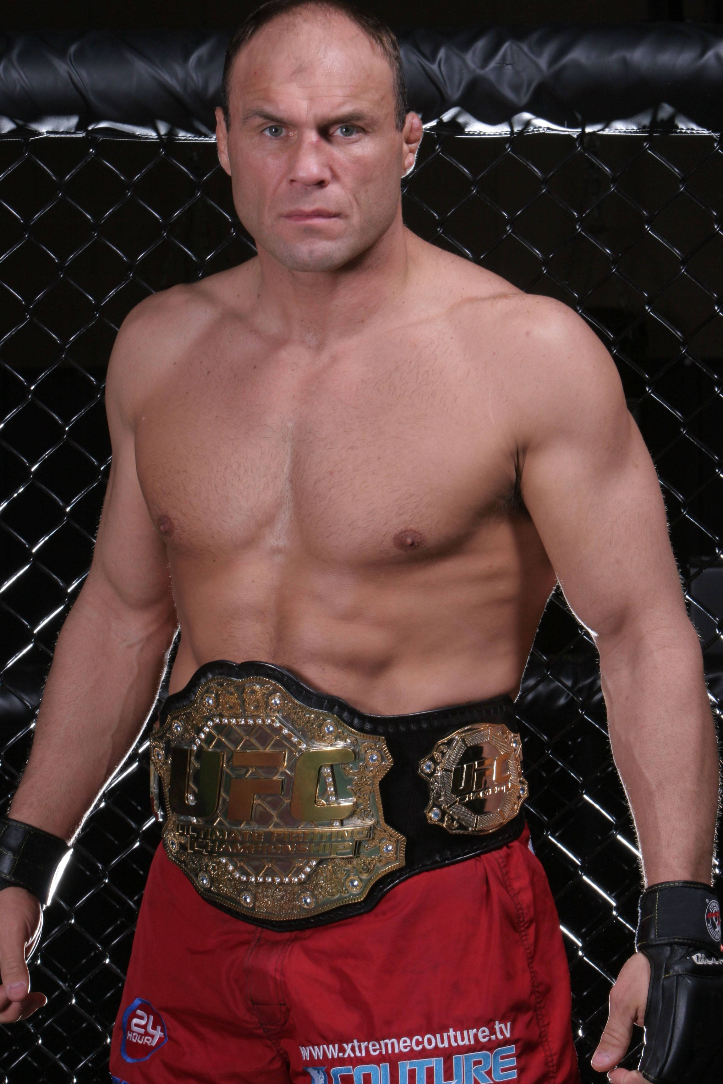 Randy Couture na may Sinturon Wallpaper