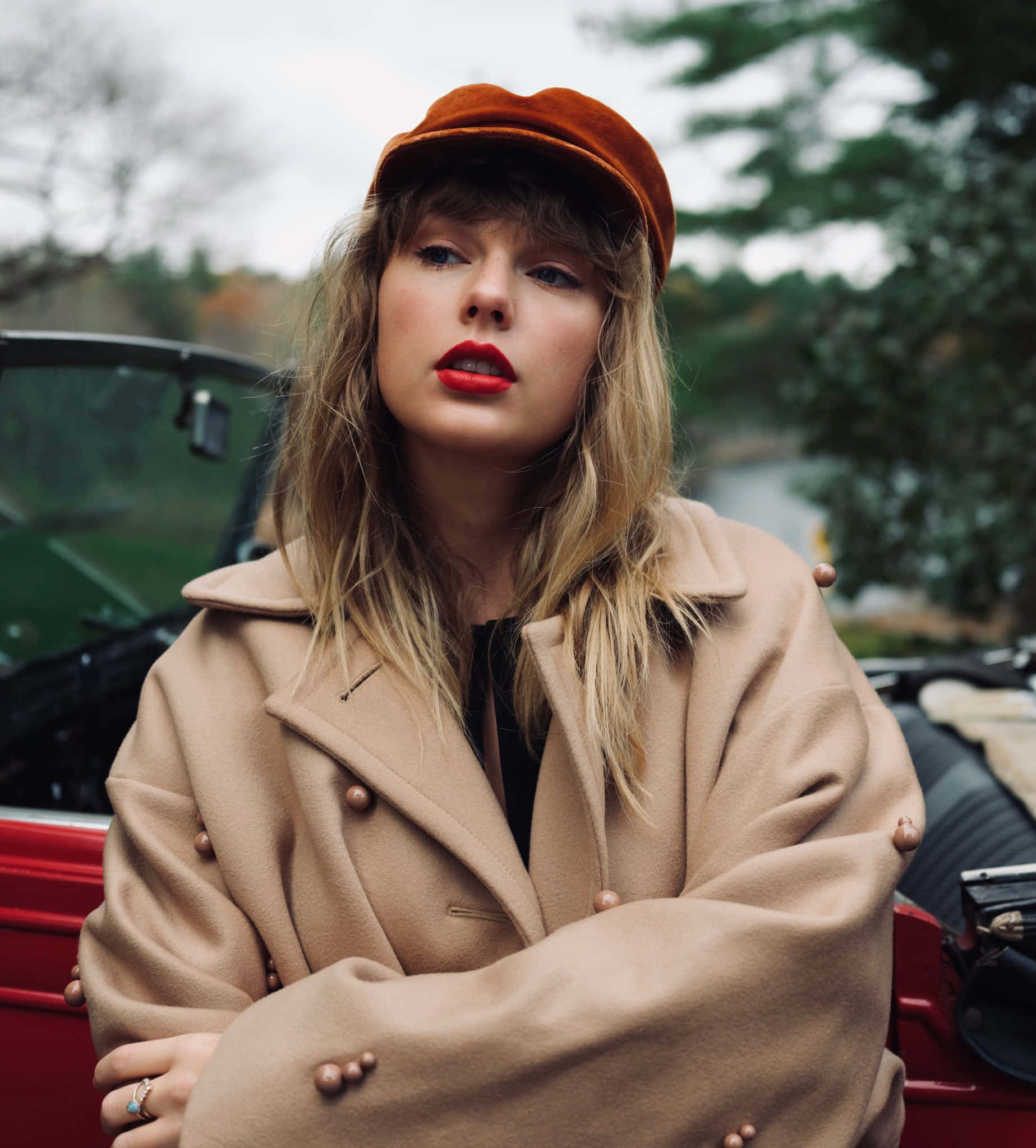 Red Taylor's Version Promotional Teasers Wallpaper
