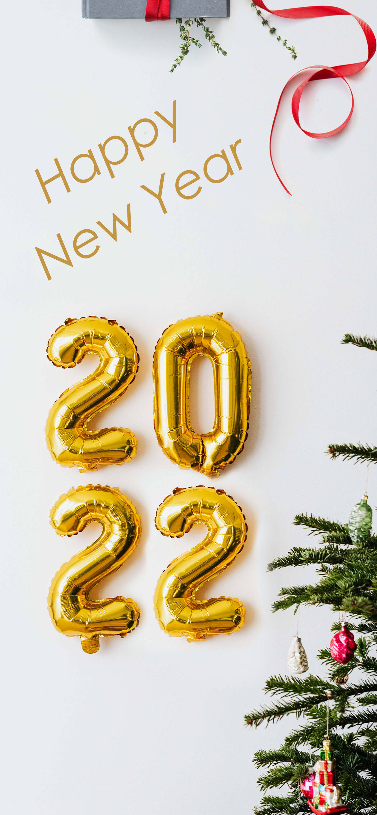 Ring in the New Year 2022 with Fireworks Wallpaper