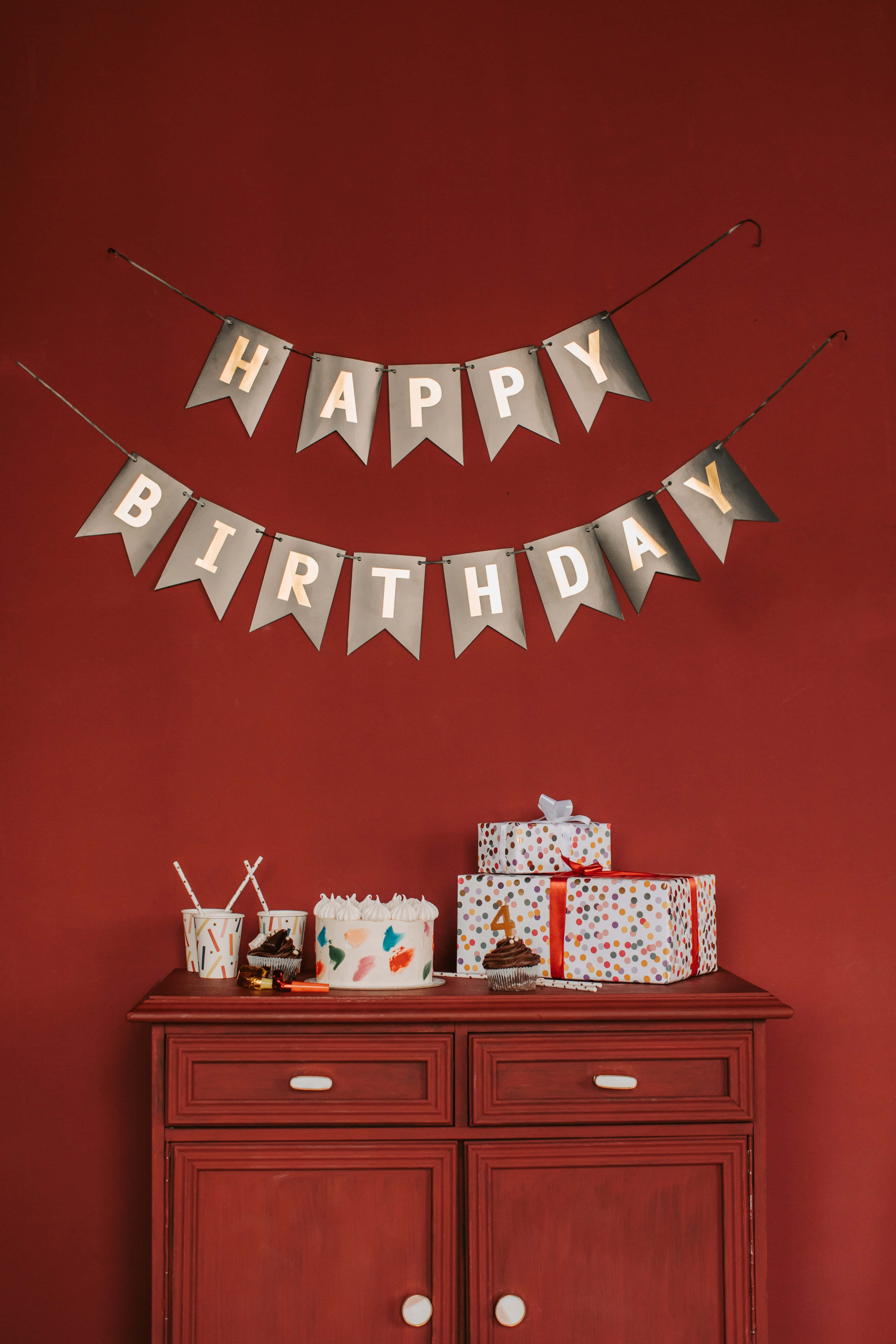 Rusty Red Happy Birthday Banner Picture Wallpaper