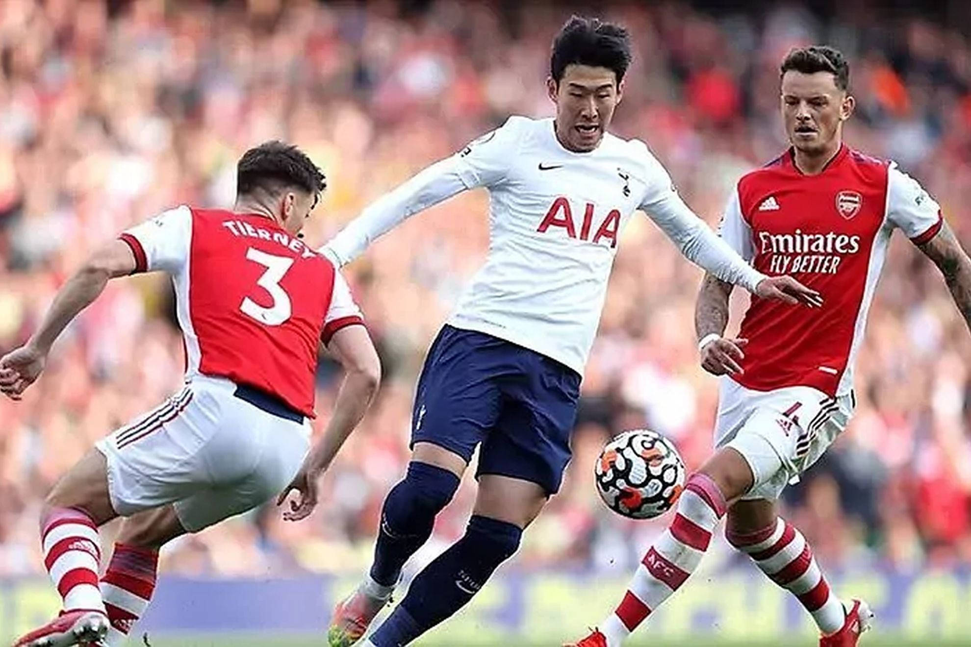 Si Son Heung-Min ng Tottenham Hotspurs FC Wallpaper