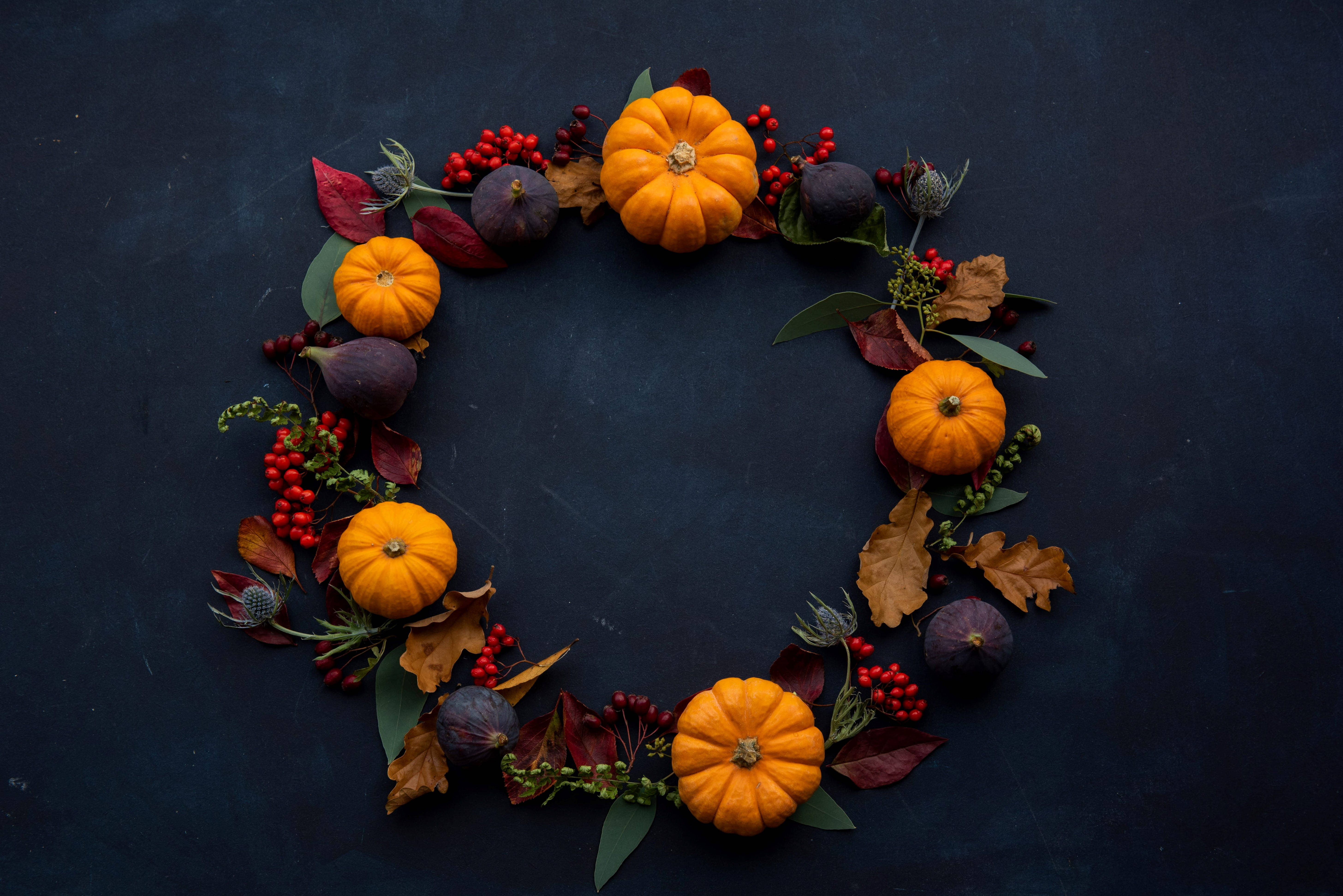 Sining ng Cute na Halloween Wreath Wallpaper
