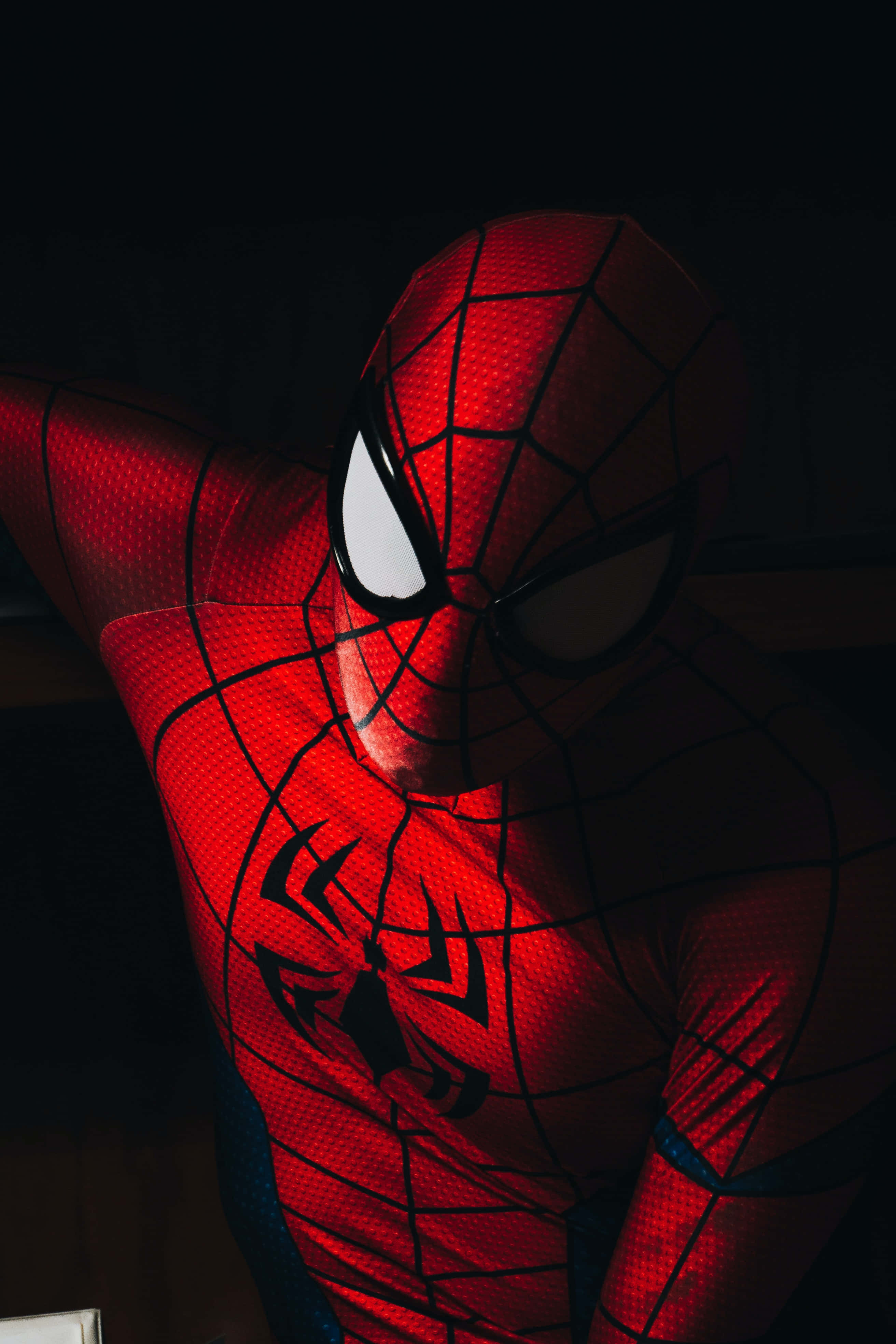 Spiderman Swinging Toward His Next Adventure Wallpaper