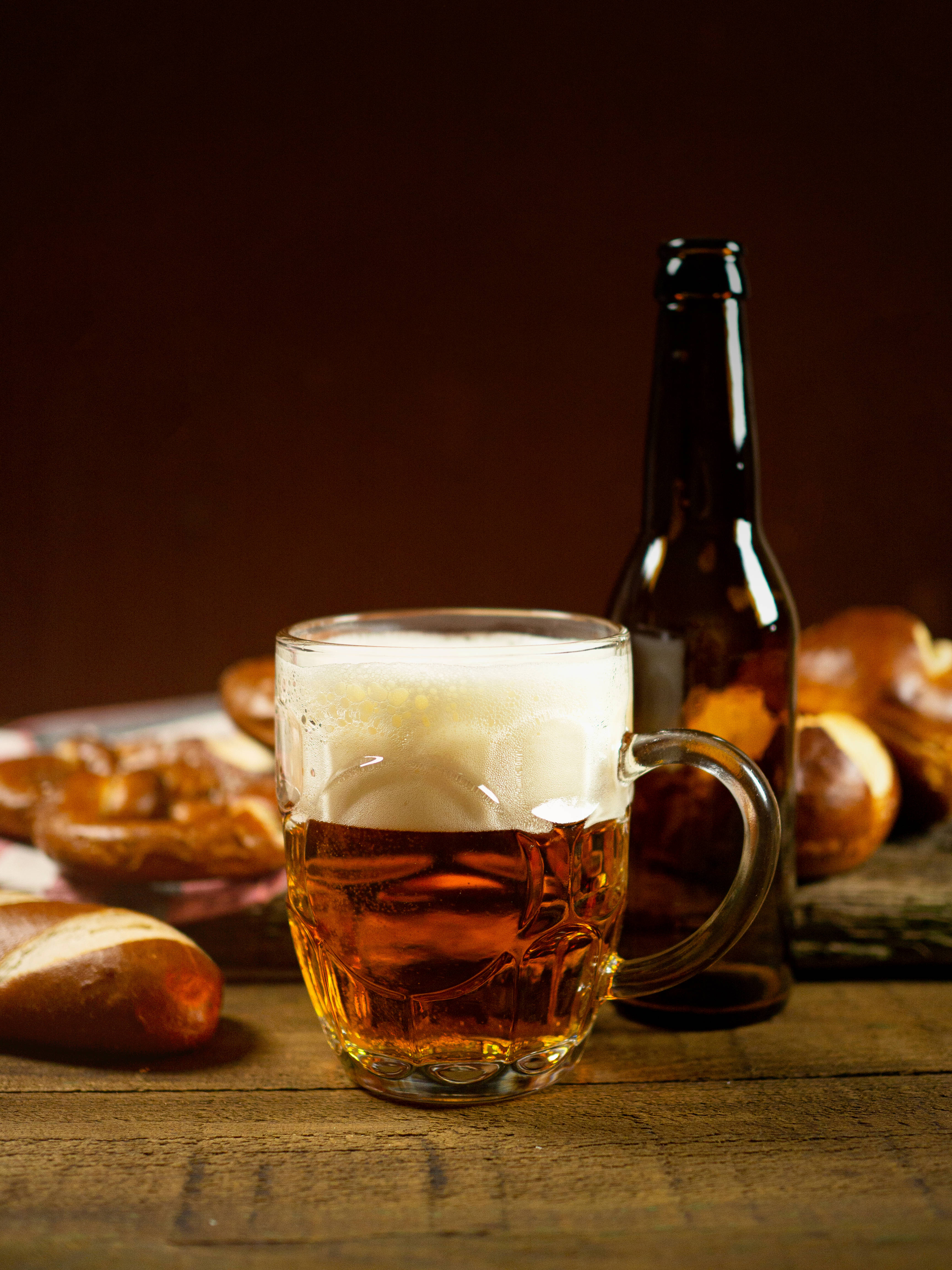 Tagay sa Beer at Tinapay Wallpaper