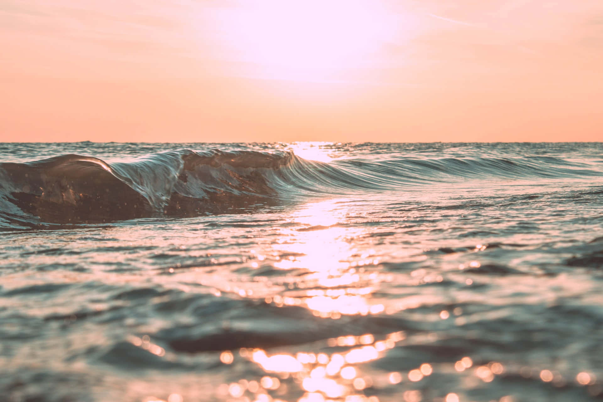 Maglaan ng oras para sa simpleng mga sandali sa buhay. Wallpaper