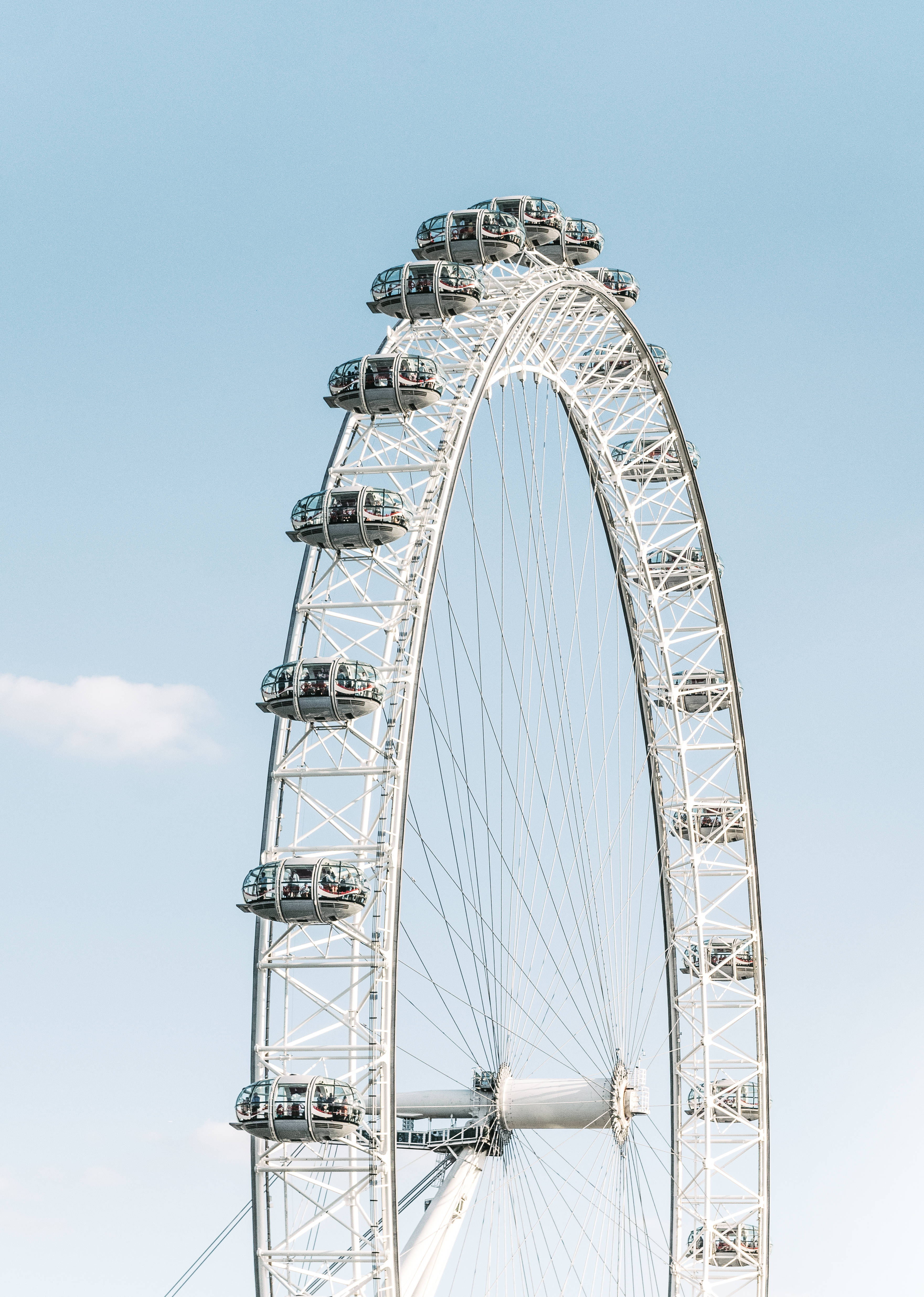 London Skyline View at the Break of Dawn Wallpaper