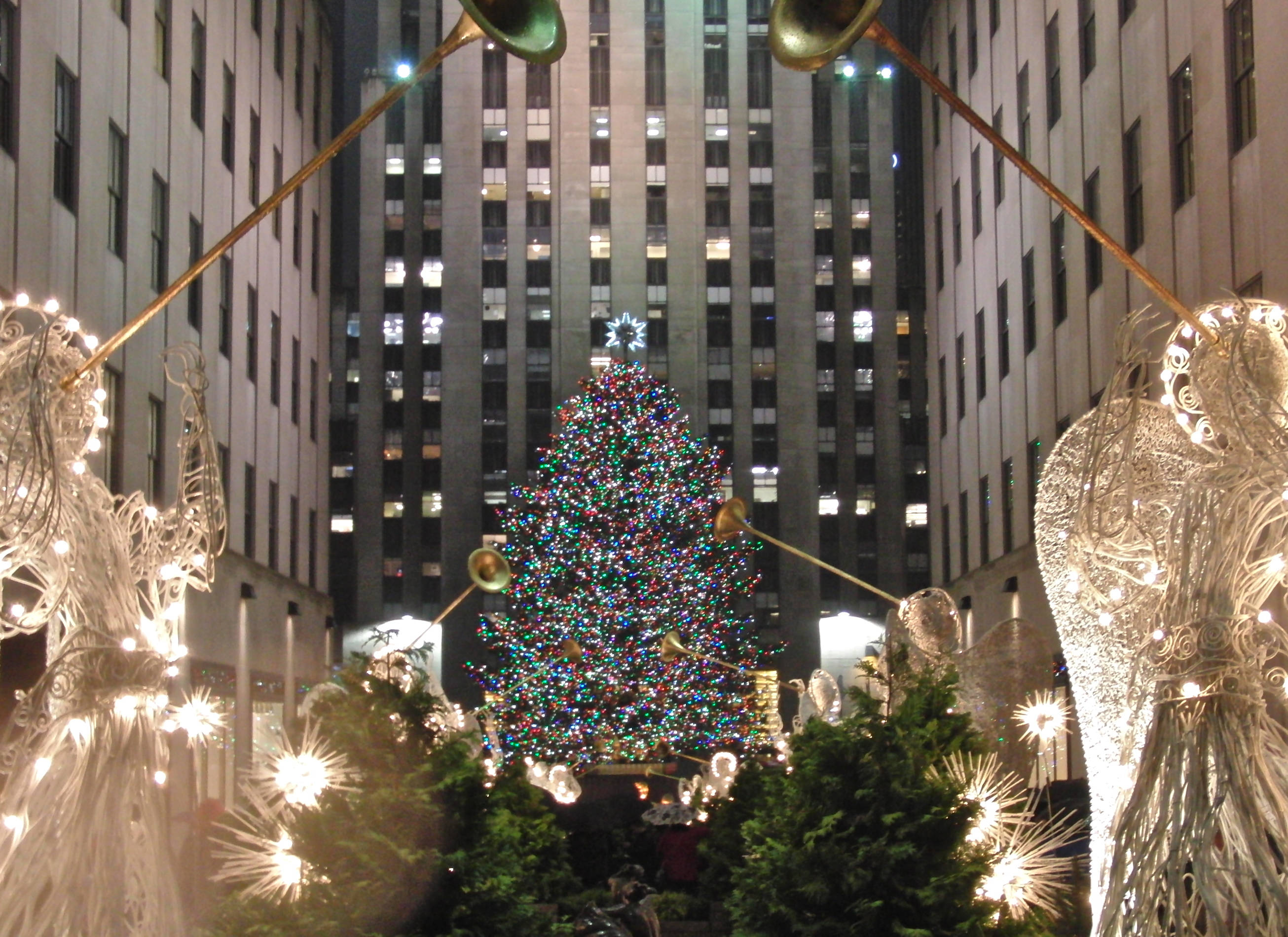 Tanawin ng Pasko sa Rockefeller Center sa Gabi Wallpaper