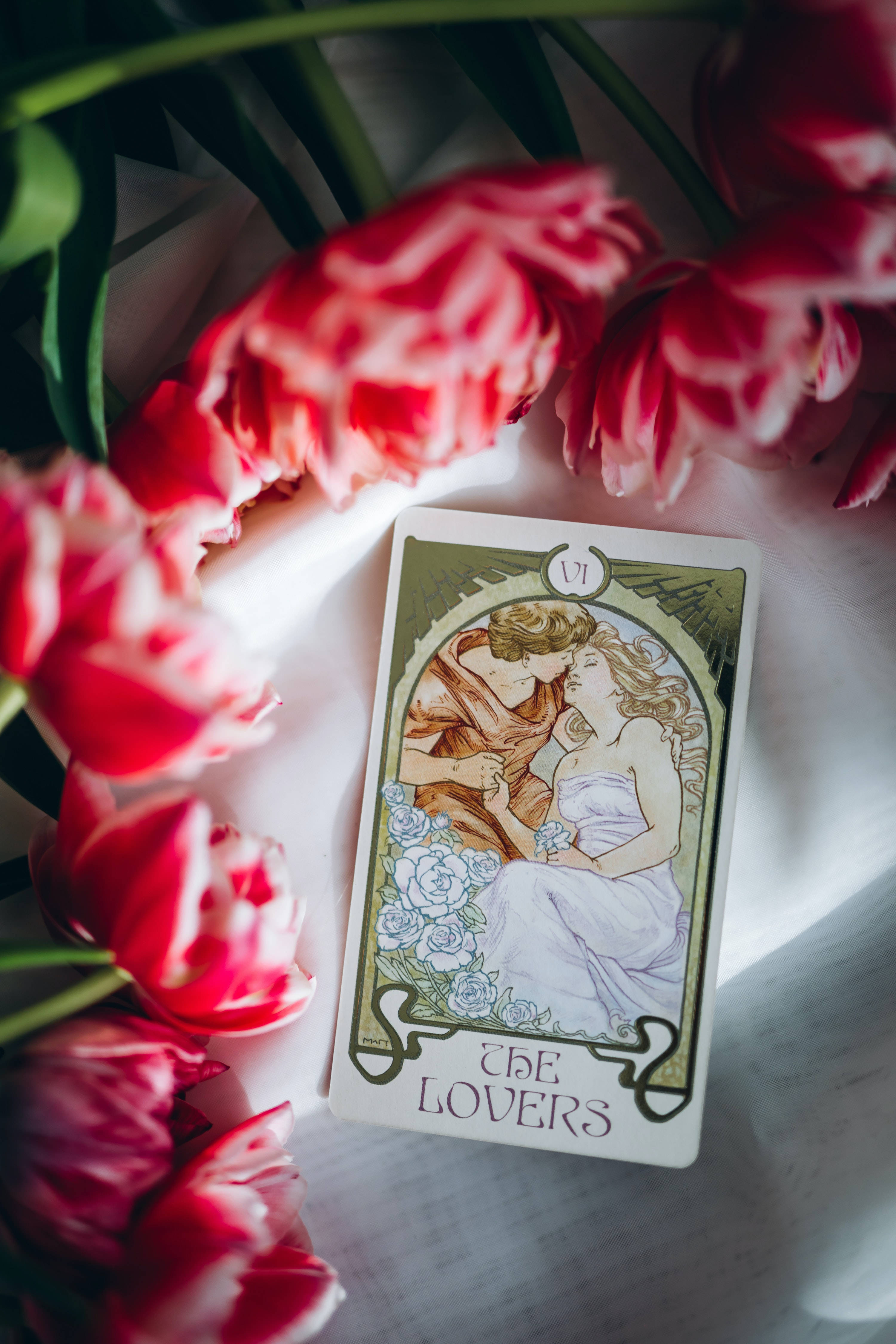 Tarot Card ng mga Magkasintahan Wallpaper