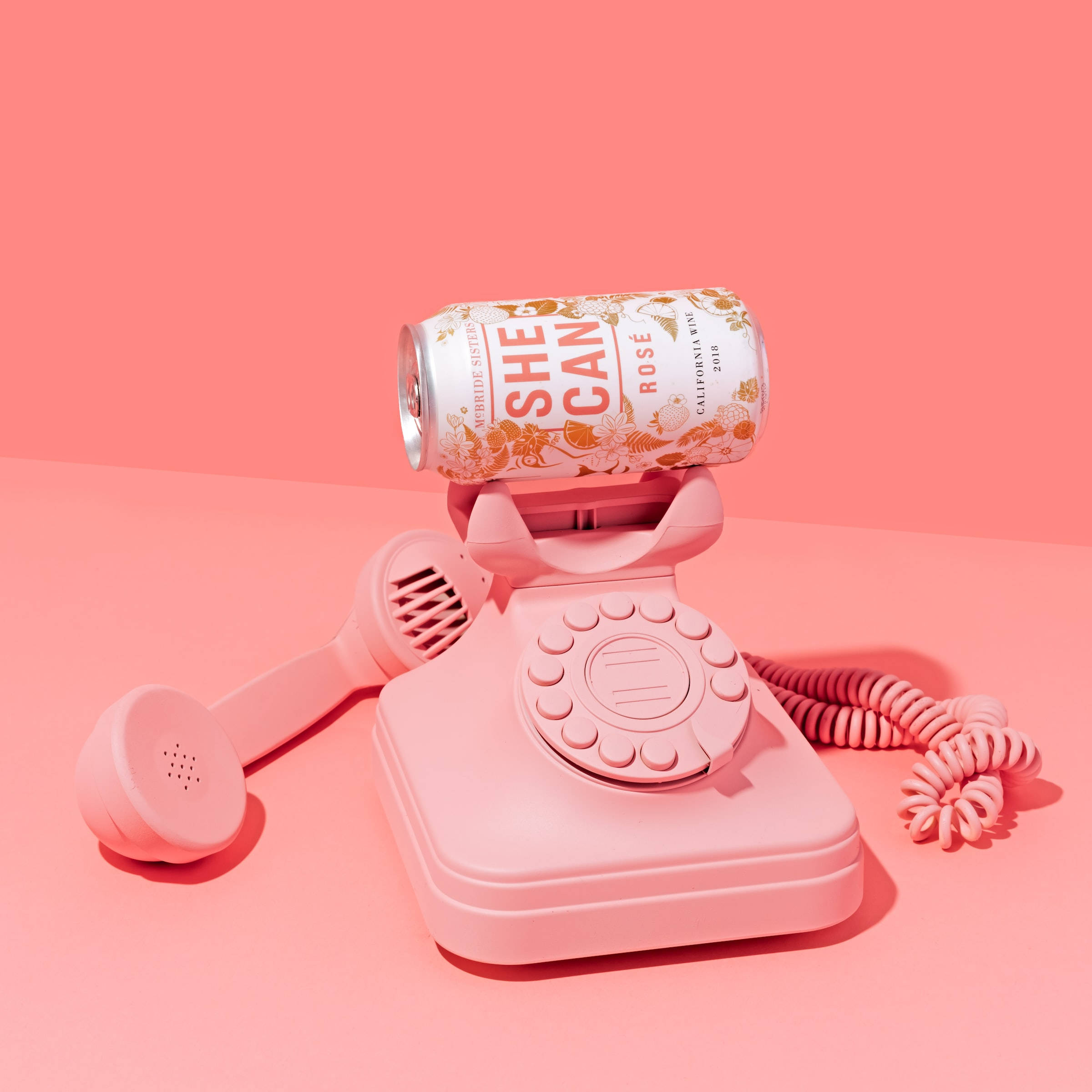 Teleponong Pink Aesthetic at Alak Wallpaper