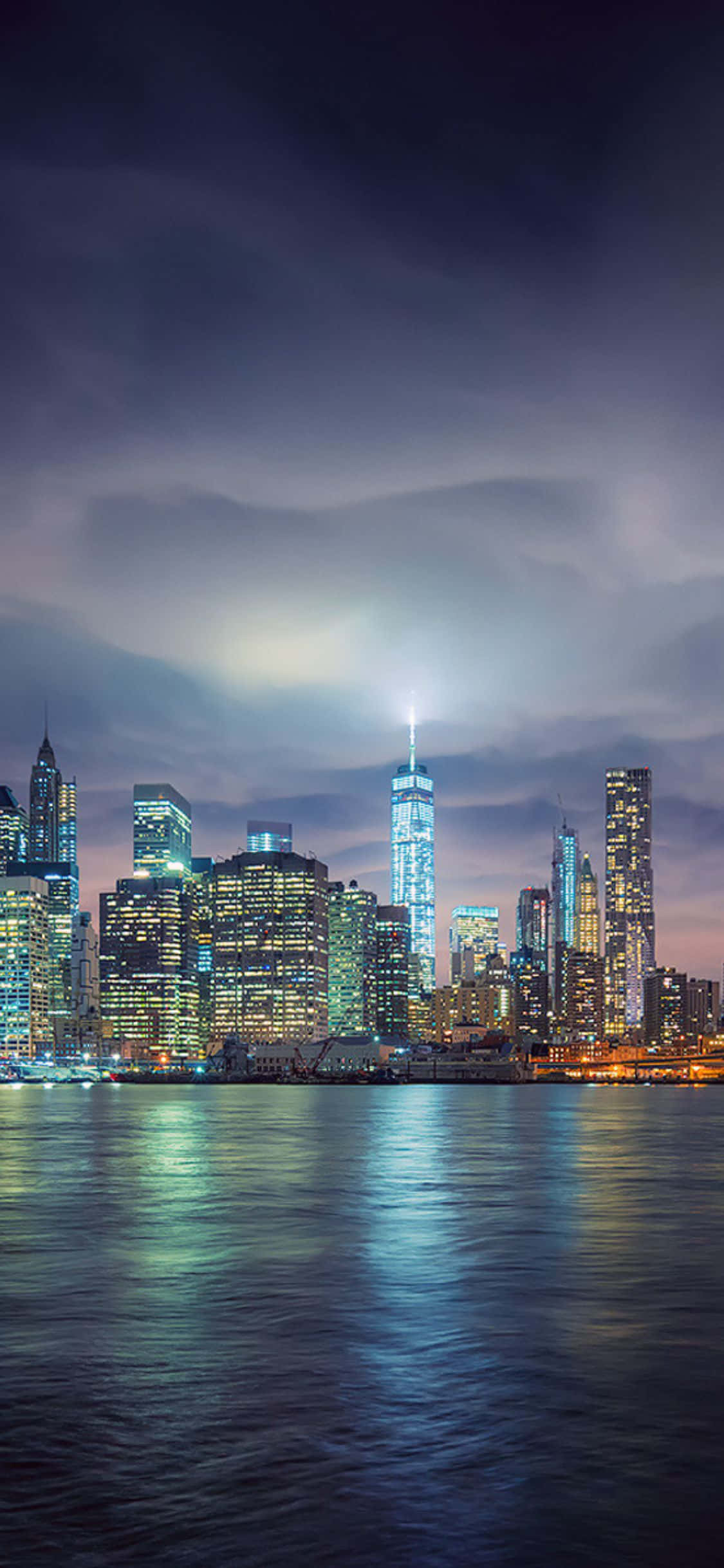 Tamasahan ang ganda ng New York City habang nag-aabot ka sa mga email gamit ang iyong bagong iPhone X Wallpaper
