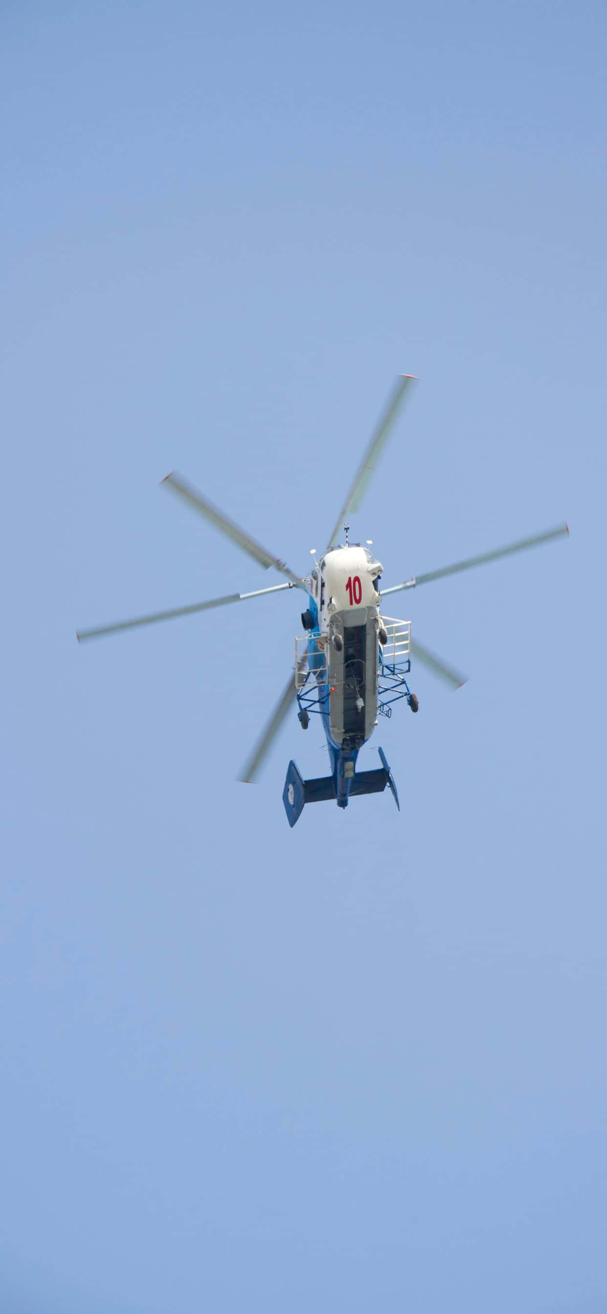 "Tingnan ang mundo mula sa bagong perspektibo gamit ang iPhone Xs Max Helicopters!" Wallpaper