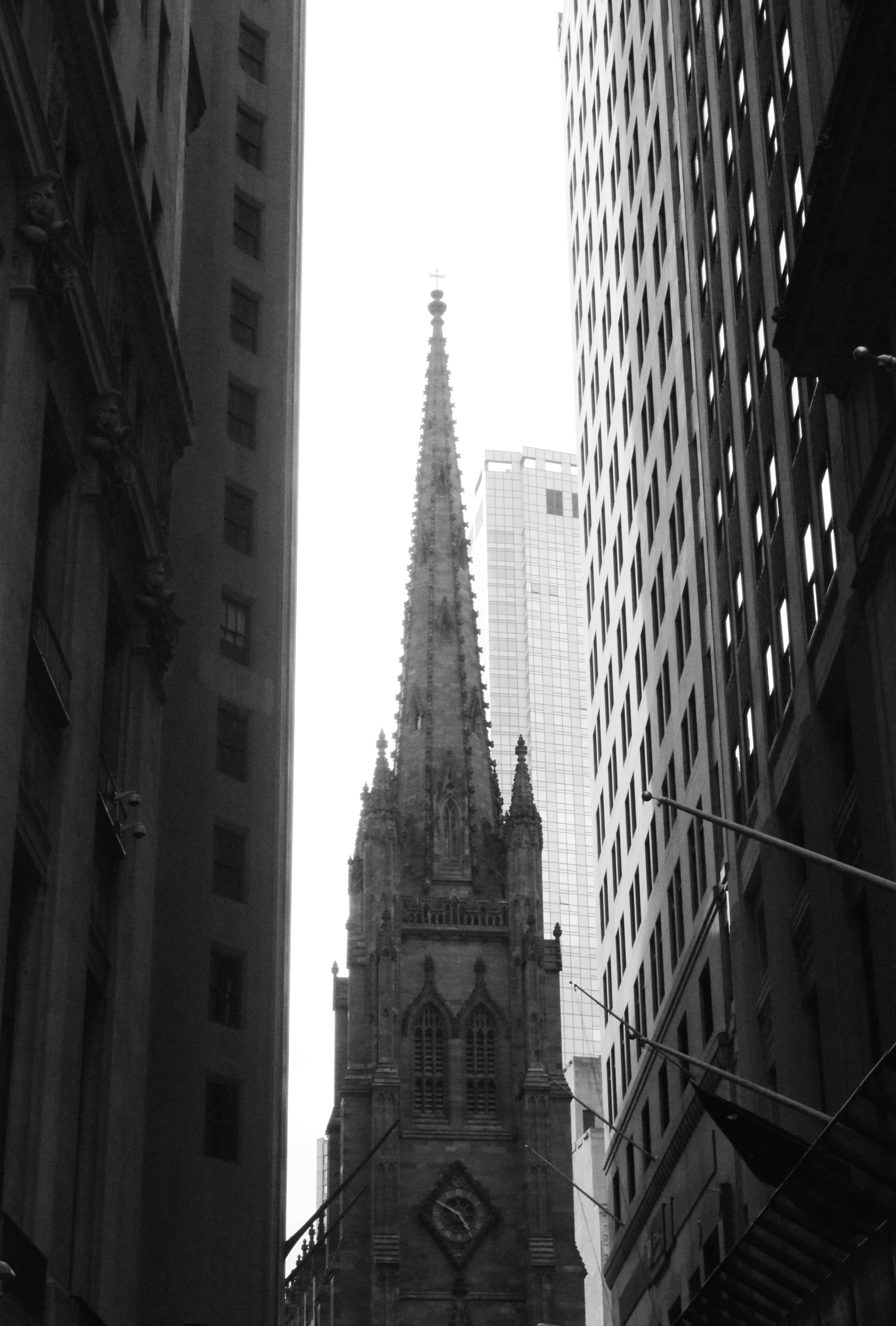 Trinity Church New York Itim at Puti Wallpaper