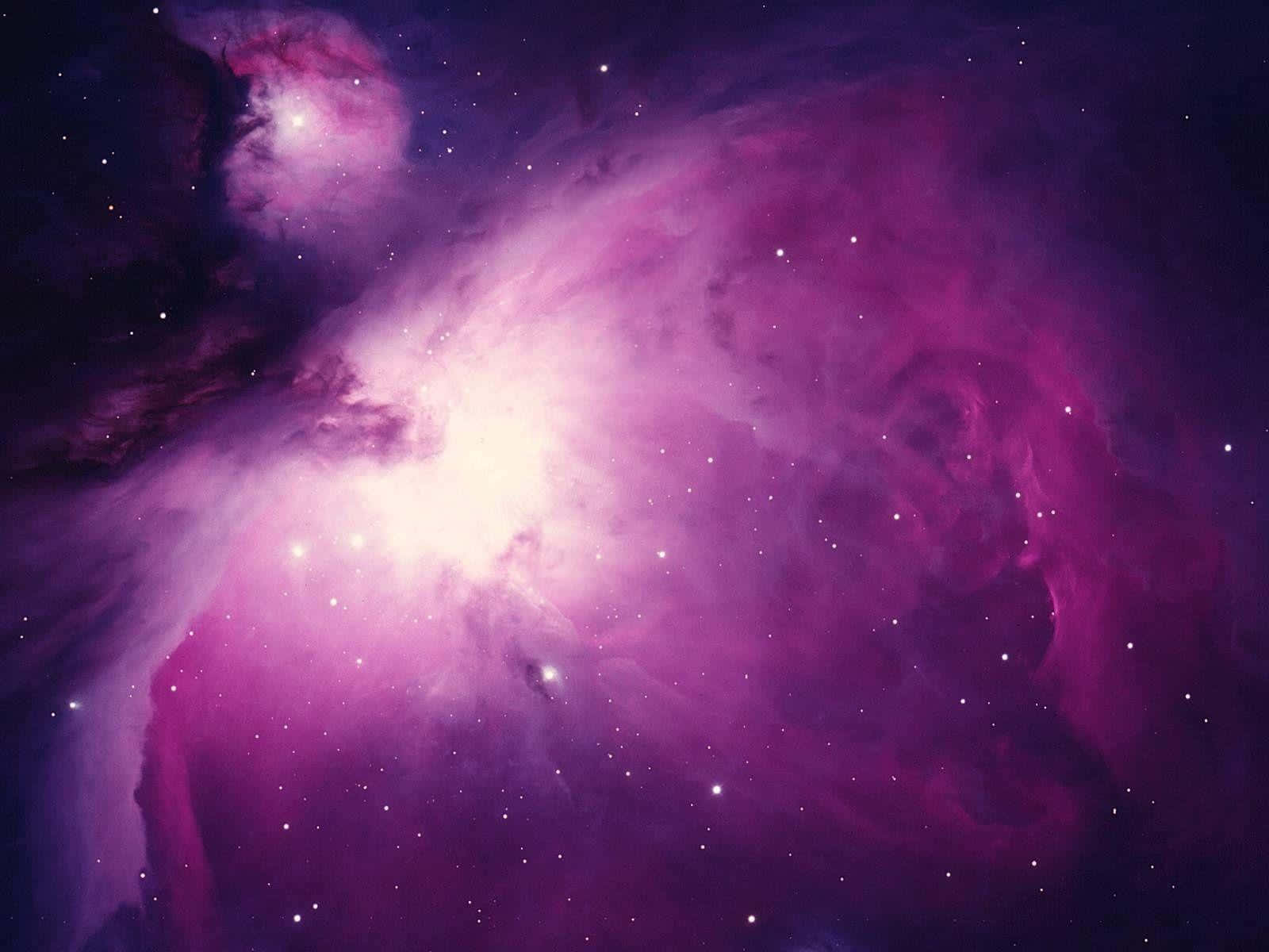 Tuklasin ang ganda ng mga Purple Galaxy Wallpaper