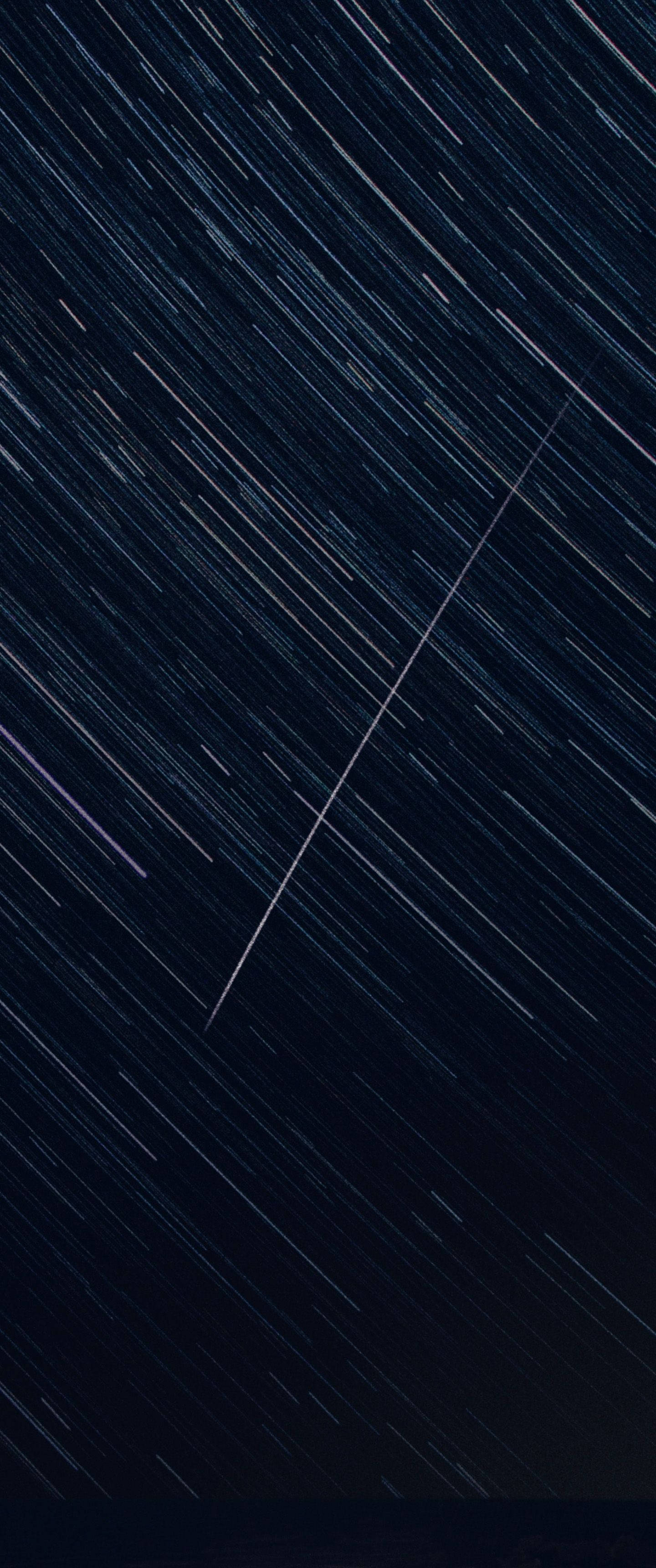 Vertical Shooting Star Wallpaper