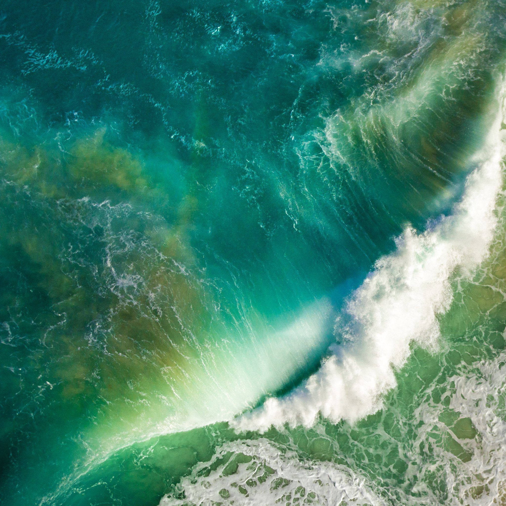 Waves iOS 10 iPad Display Wallpaper