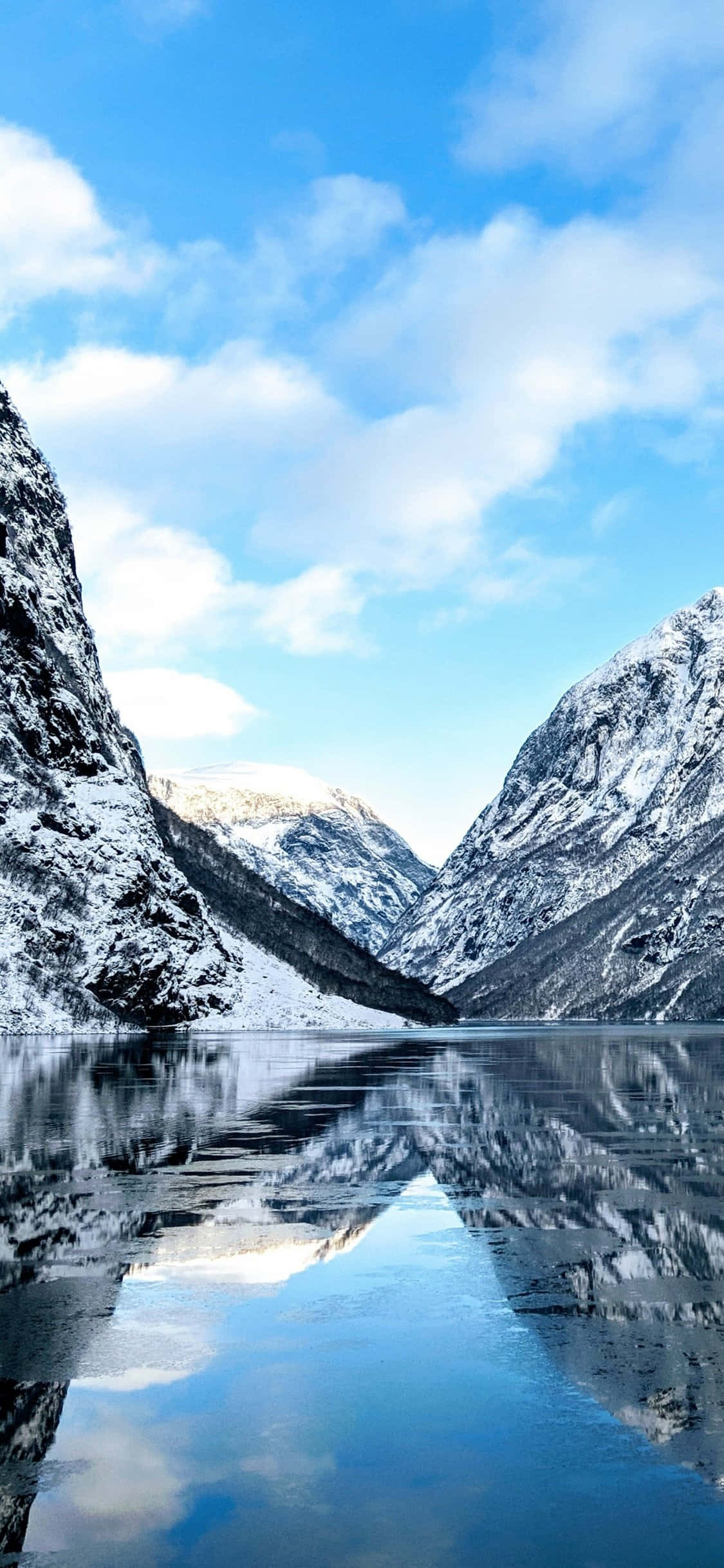 Maligayang pagdating sa nakakamanghang kagandahan ng Norway Wallpaper
