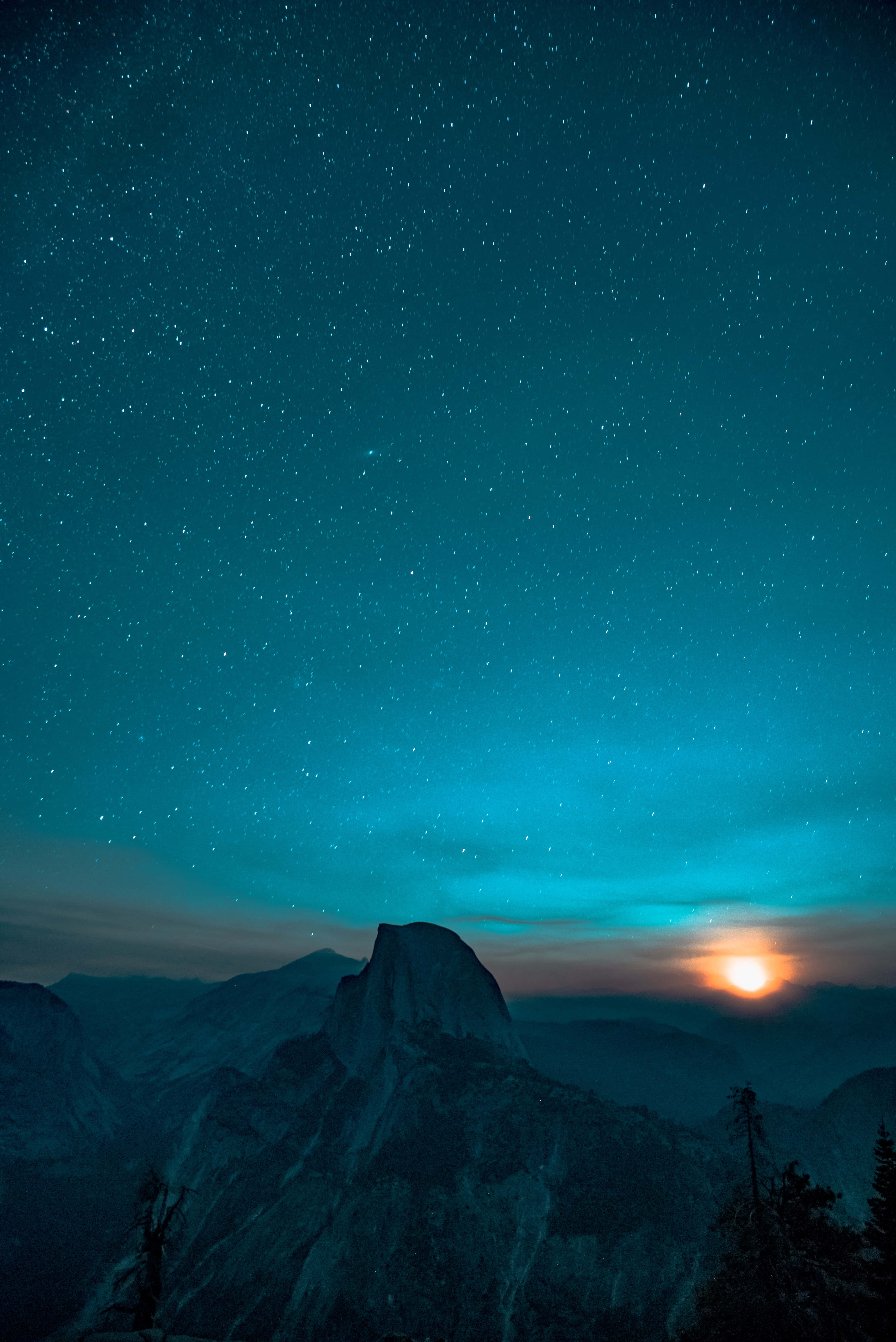 Yosemite Mountain Night Stars iPhone Background Wallpaper