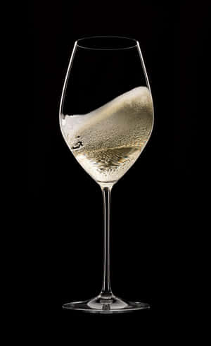 A glass of white wine to toast a special moment — Nubia Flip2 Wallpaper