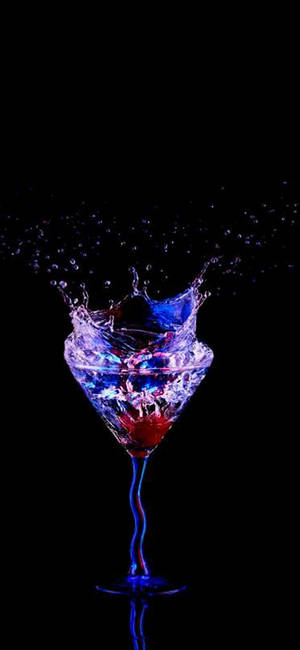 Amoled Margarita Glass wallpaper — Pixel 9 Pro Wallpaper