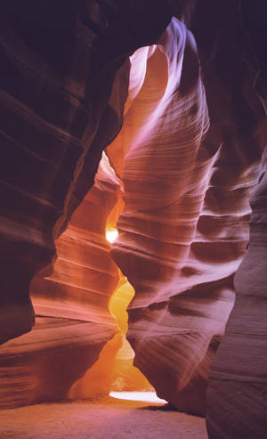Antelope Canyon In iPhone Landscape — Moto Pad 70 Pro Wallpaper