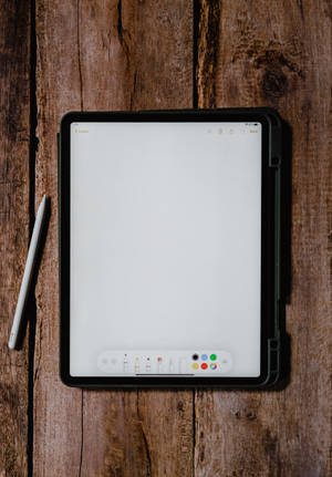 Apple iPad Pro na May Drawing App