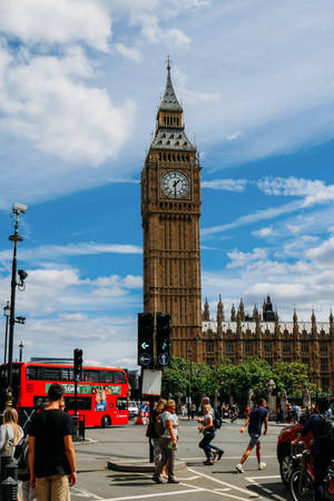 Big Ben at mga Pedestrian — Astig na GIF Wallpaper
