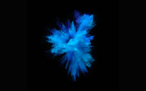 Asul na color burst art para sa MacBook Pro wallpaper.