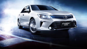 Camry White Toyota 4K na May Usok — 4K Wallpaper