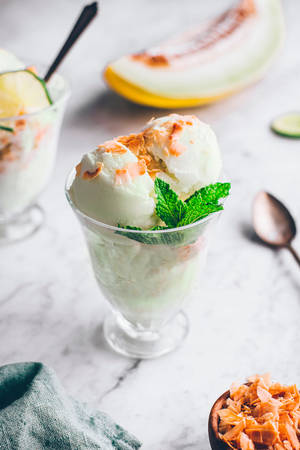 Canary Melon Dessert — Huawei MatePad 12 X (2025) Wallpaper