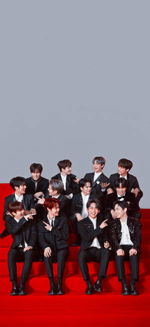 Kayamanan sa pulang karpet wallpaper — ROG Phone 9 FE Wallpaper