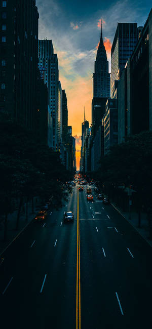 Mga Sasakyan na Nagmamaneho sa Lungsod ng New York Iphone — Galaxy S24 Wallpaper