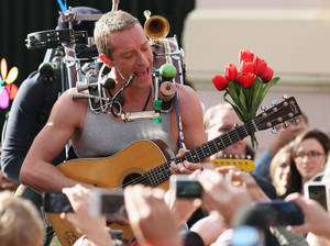 Wallpaper ng Chris Martin A Sky Full Of Stars. — 4:3 Wallpaper