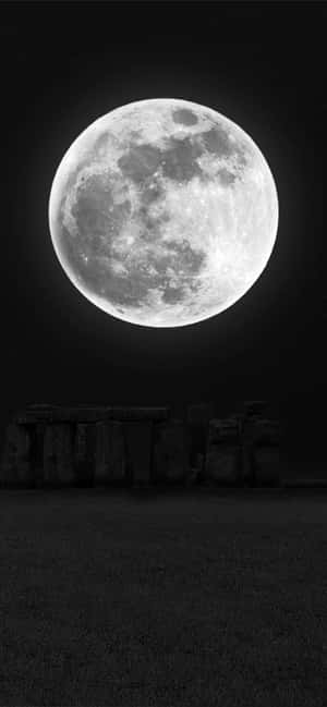 Moon And Stars Phone [wallpaper] — iPhone 16e Wallpaper