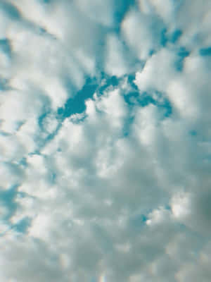 Blue Cloud Background — 3:4 Wallpaper