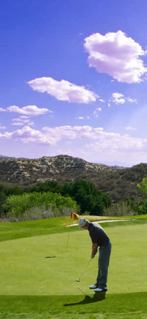 Iphone X Golf Course Background — iPhone 15 Plus Wallpaper